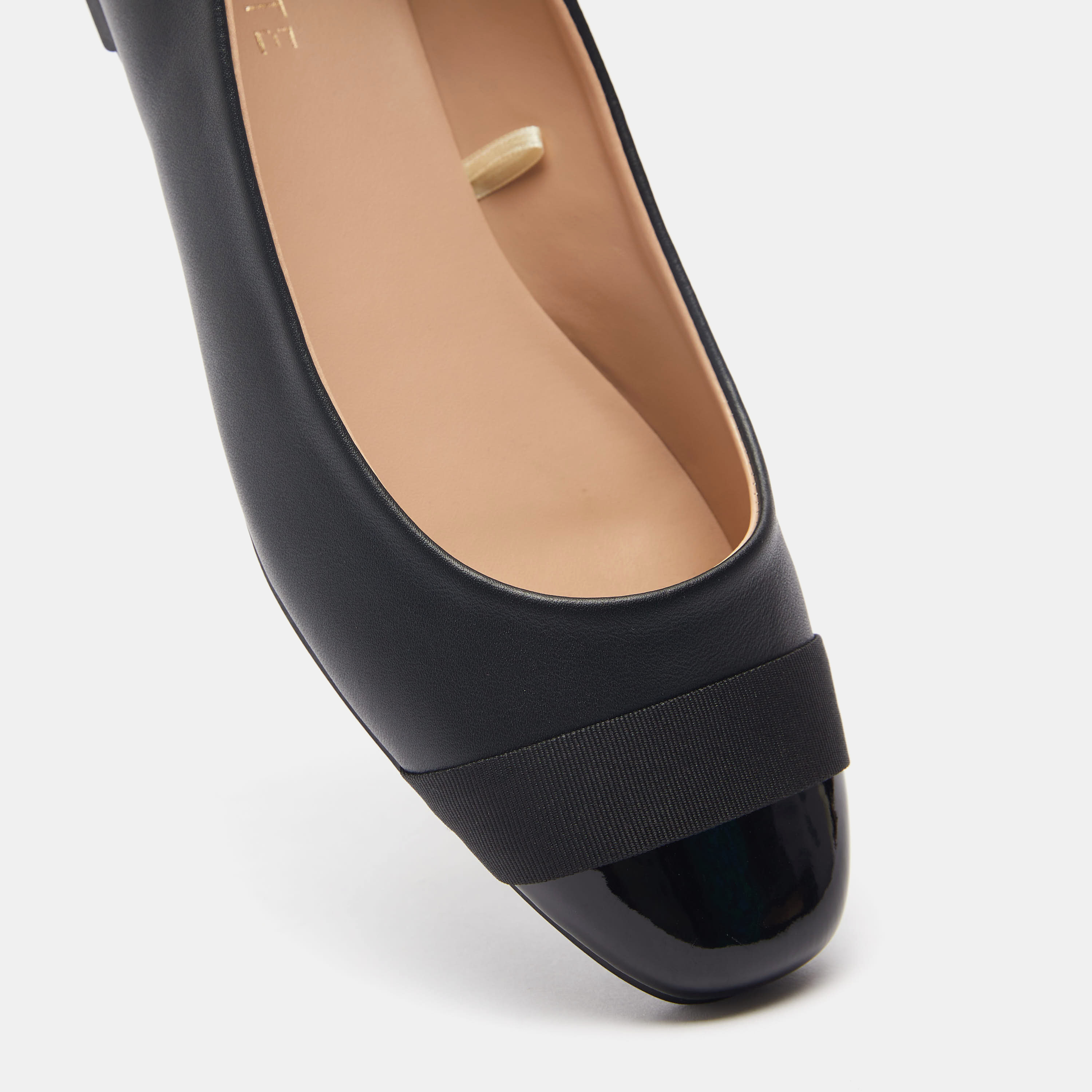 Celeste Women's Textured Round Toe Ballerina Shoes-women-shoes-ballerinas-image-4