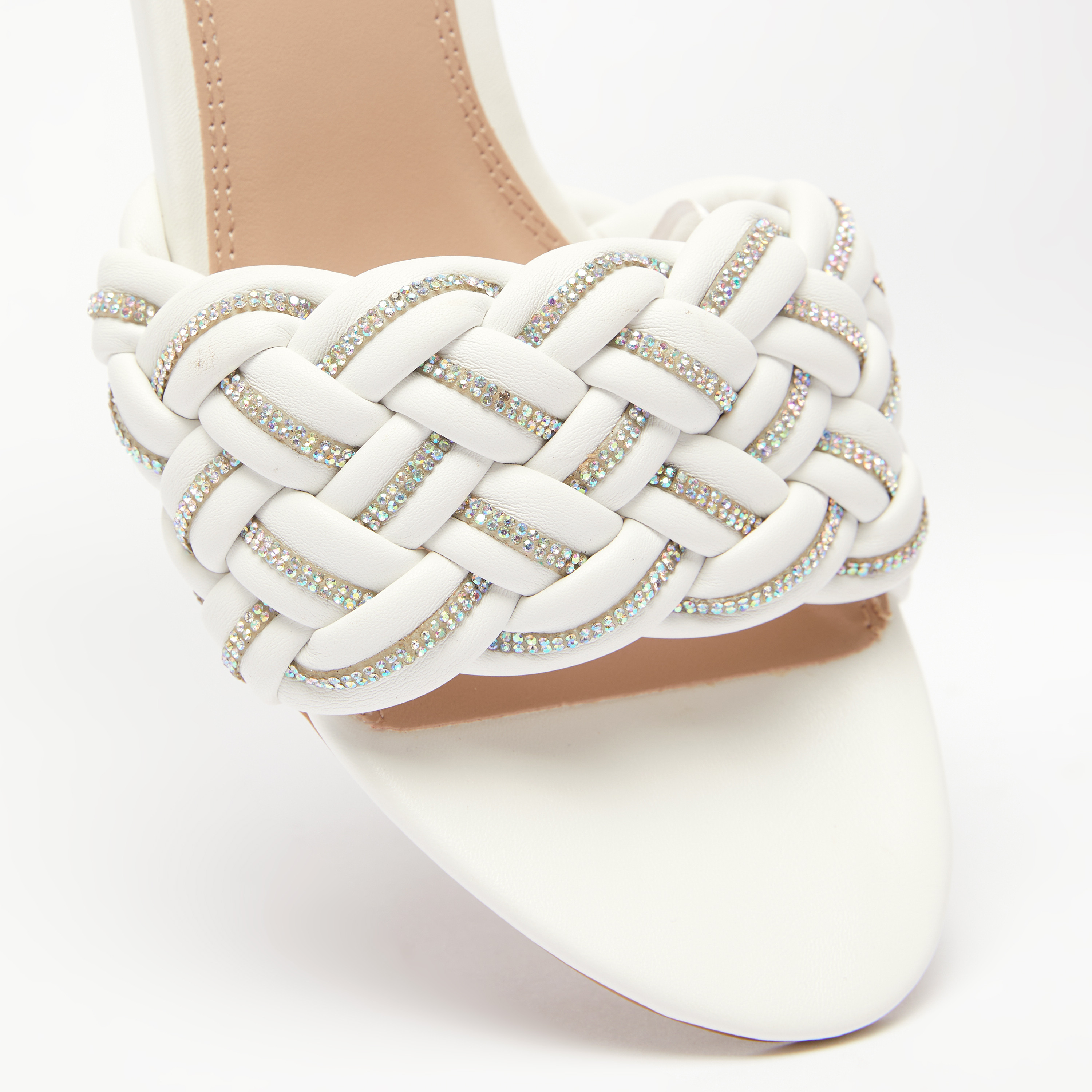 صندل مزيّن سهل الارتداء بكعب سميك للنساء من سيليست-women-shoes-heels-image-13