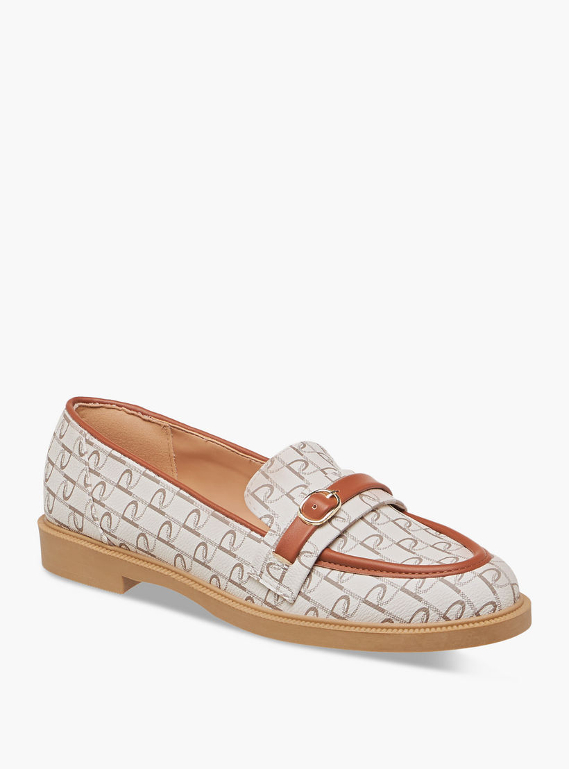 حذاء خفيف سهل الارتداء بطبعات مونوجرام وزينة إبزيم من بابريكا-women-shoes-loafersandmoccasins-image-2