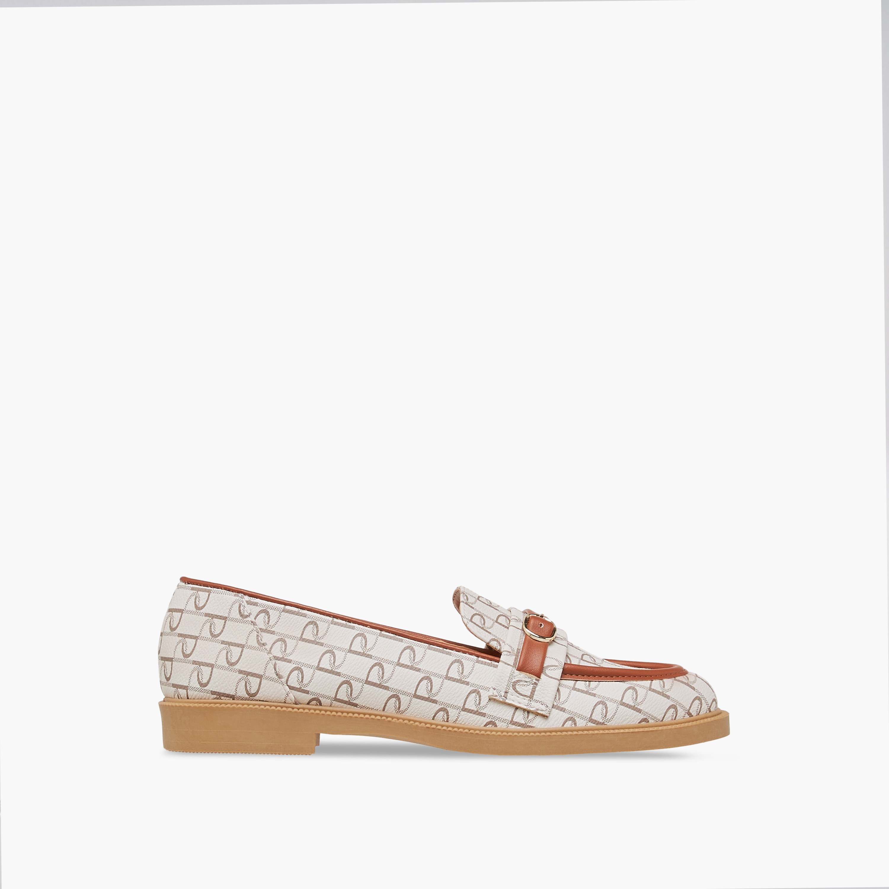 حذاء خفيف سهل الارتداء بطبعات مونوجرام وزينة إبزيم من بابريكا-women-shoes-loafersandmoccasins-image-3
