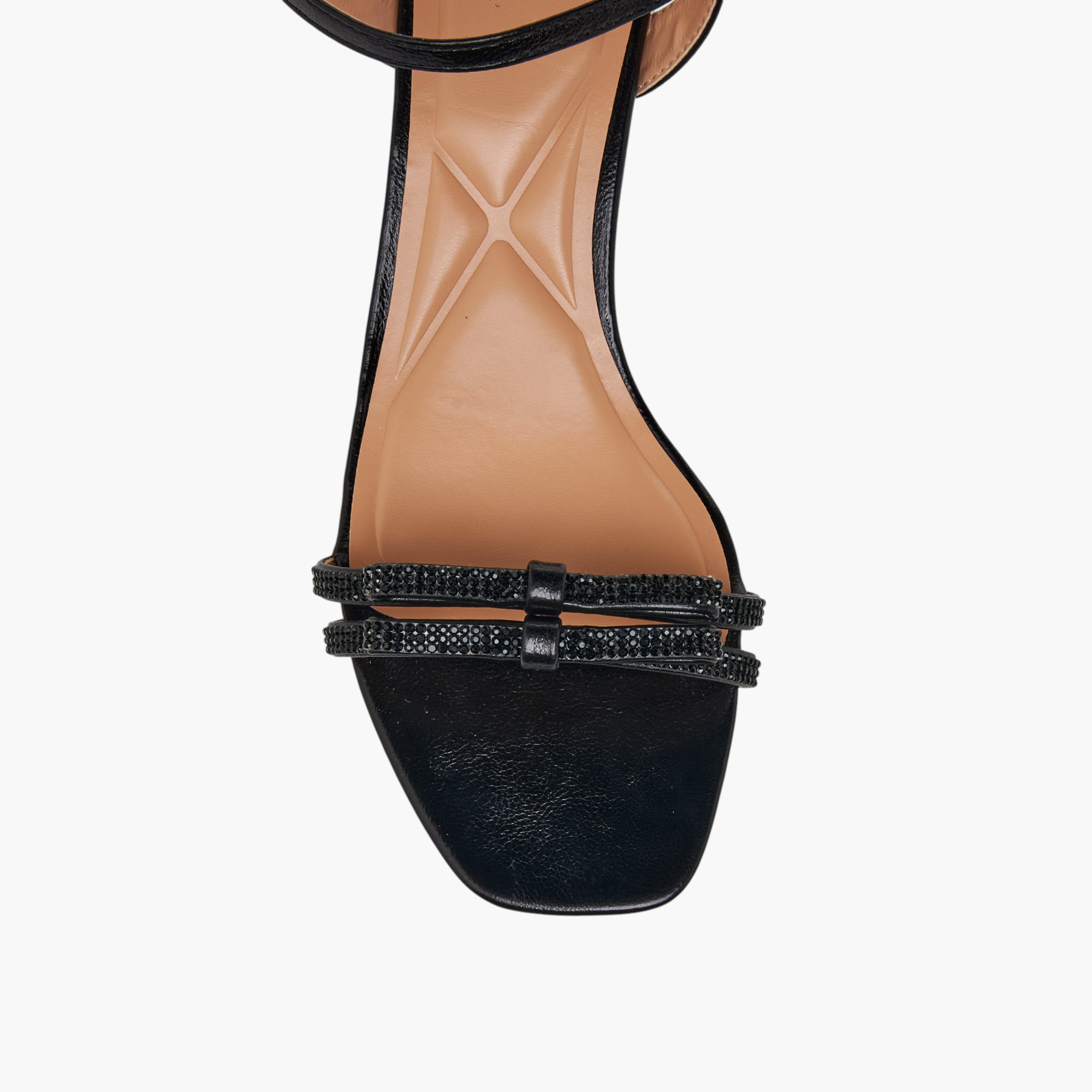 صندل مزين بكعب سميك للنساء من سيليست-women-shoes-sandals-heeled-image-4