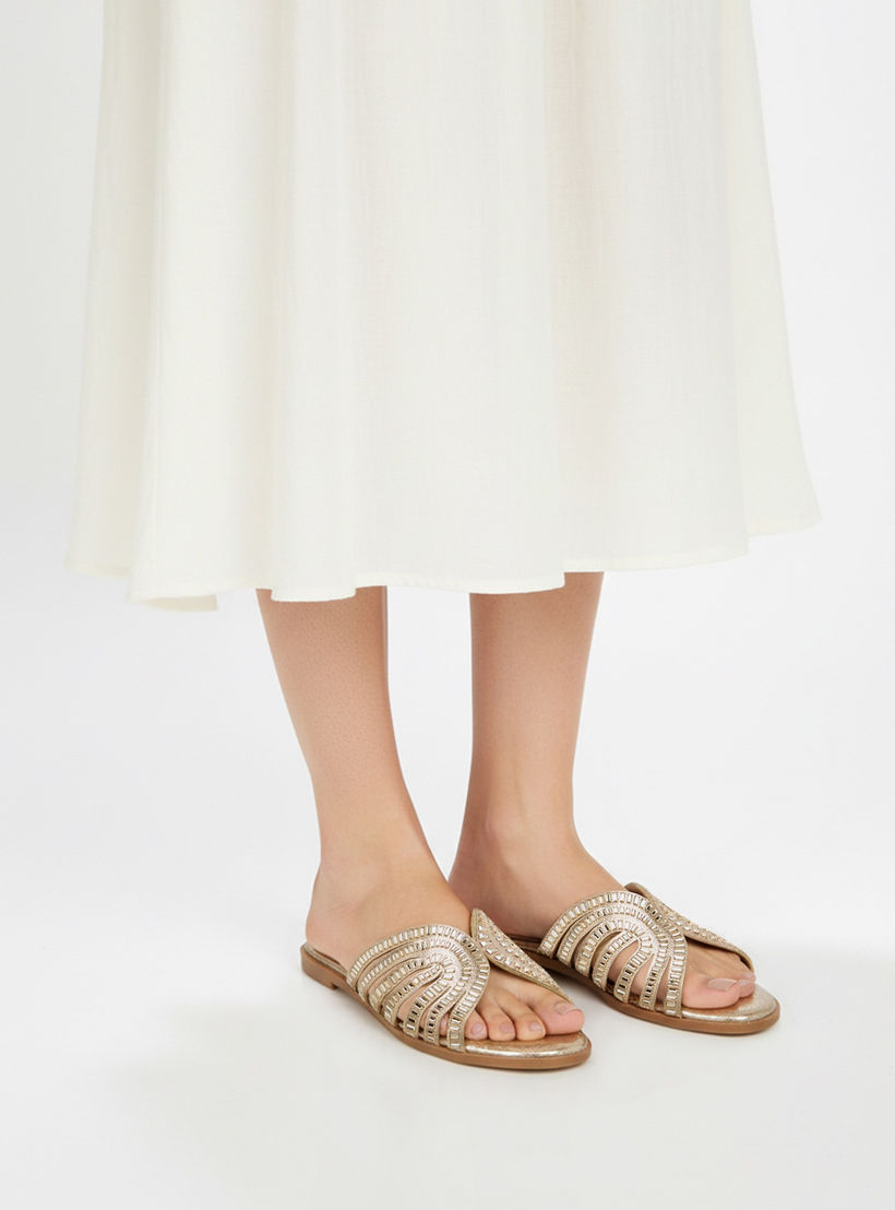 صندل سهل الارتداء بتزيينات للنساء من فلورا بيلا-women-shoes-flats-sandals-image-2