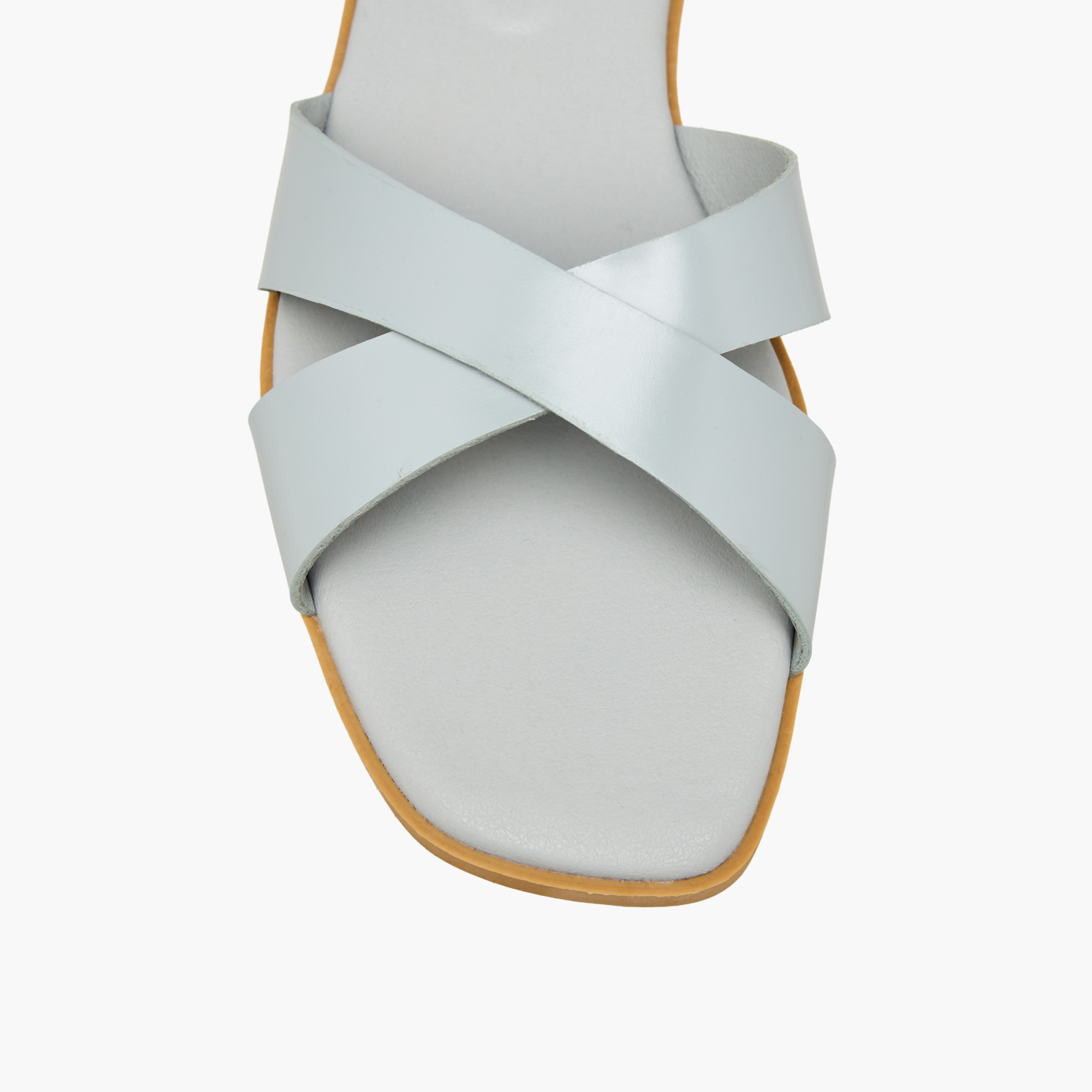 صندل بأحزمة متقاطعة للنساء من سيليست-women-shoes-flats-sandals-image-4
