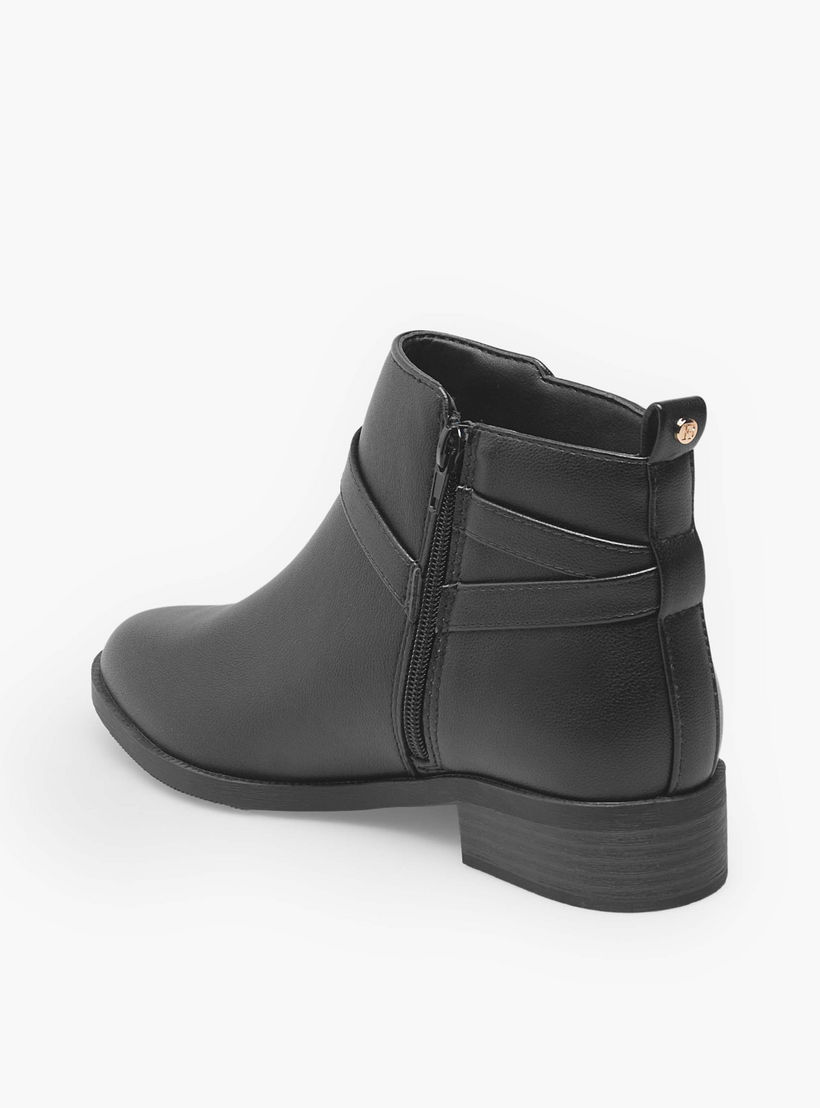 بوت بطول الكاحل بسحاب إغلاق للنساء من فلورا بيلا-women-shoes-boots-image-5