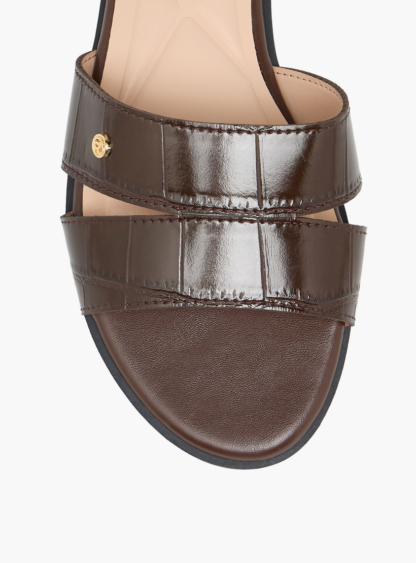 صندل سهل الارتداء بارز الملمس للنساء من سيليست-women-shoes-flats-sandals-image-7