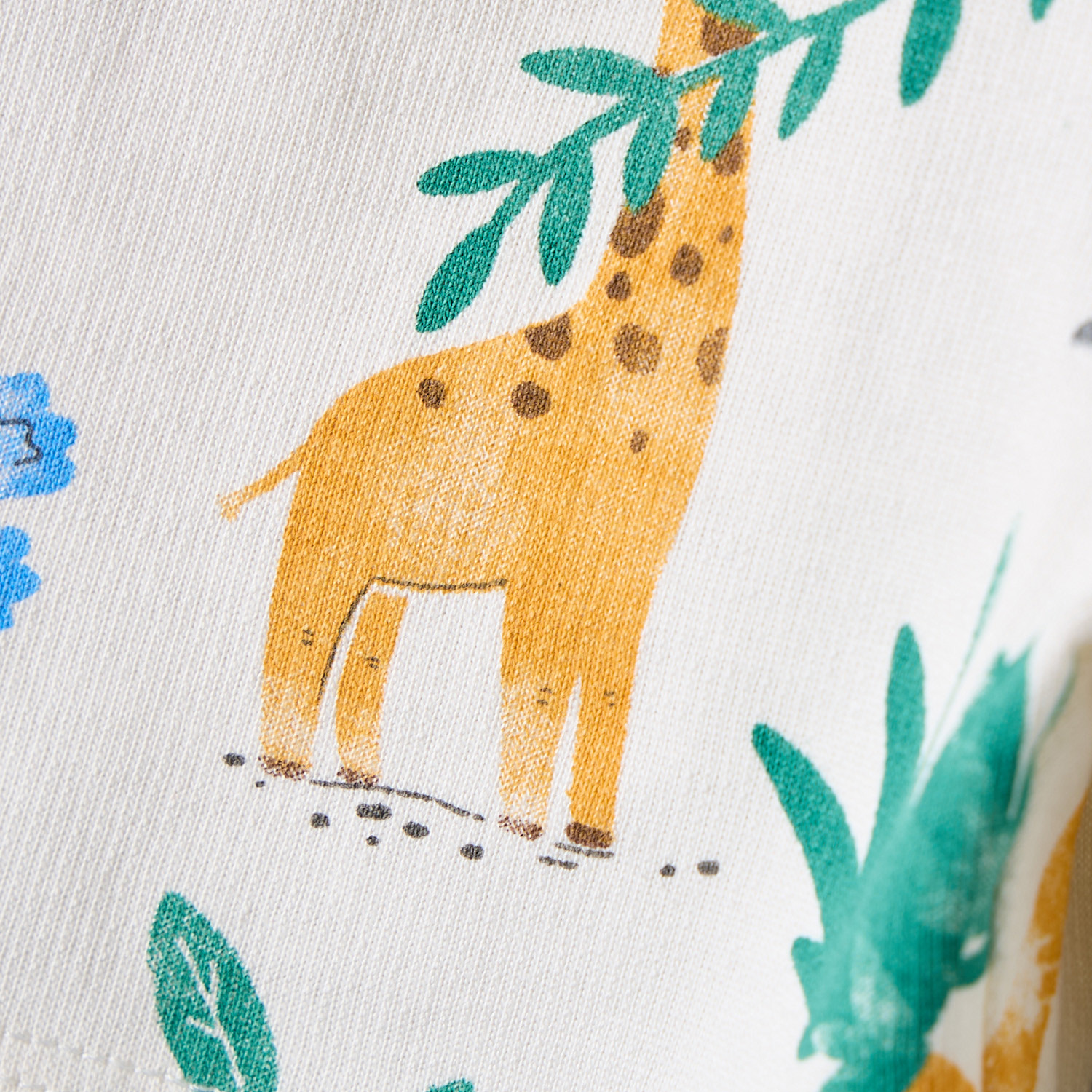 Juniors Knee Length Elasticated Drawstring Shorts with Safari Print-baby-boys-clothing-bottoms-shorts-image-4