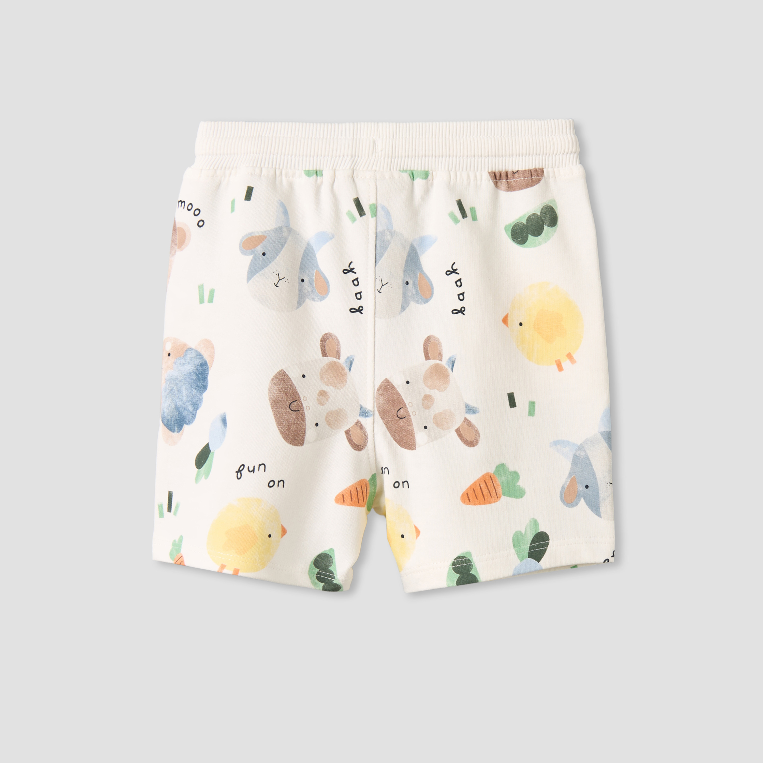 طقم شورت بطول الركبة برباط خصر وطبعات مزرعة من جونيورز - قطعتين-baby-boys-clothing-bottoms-shorts-image-4