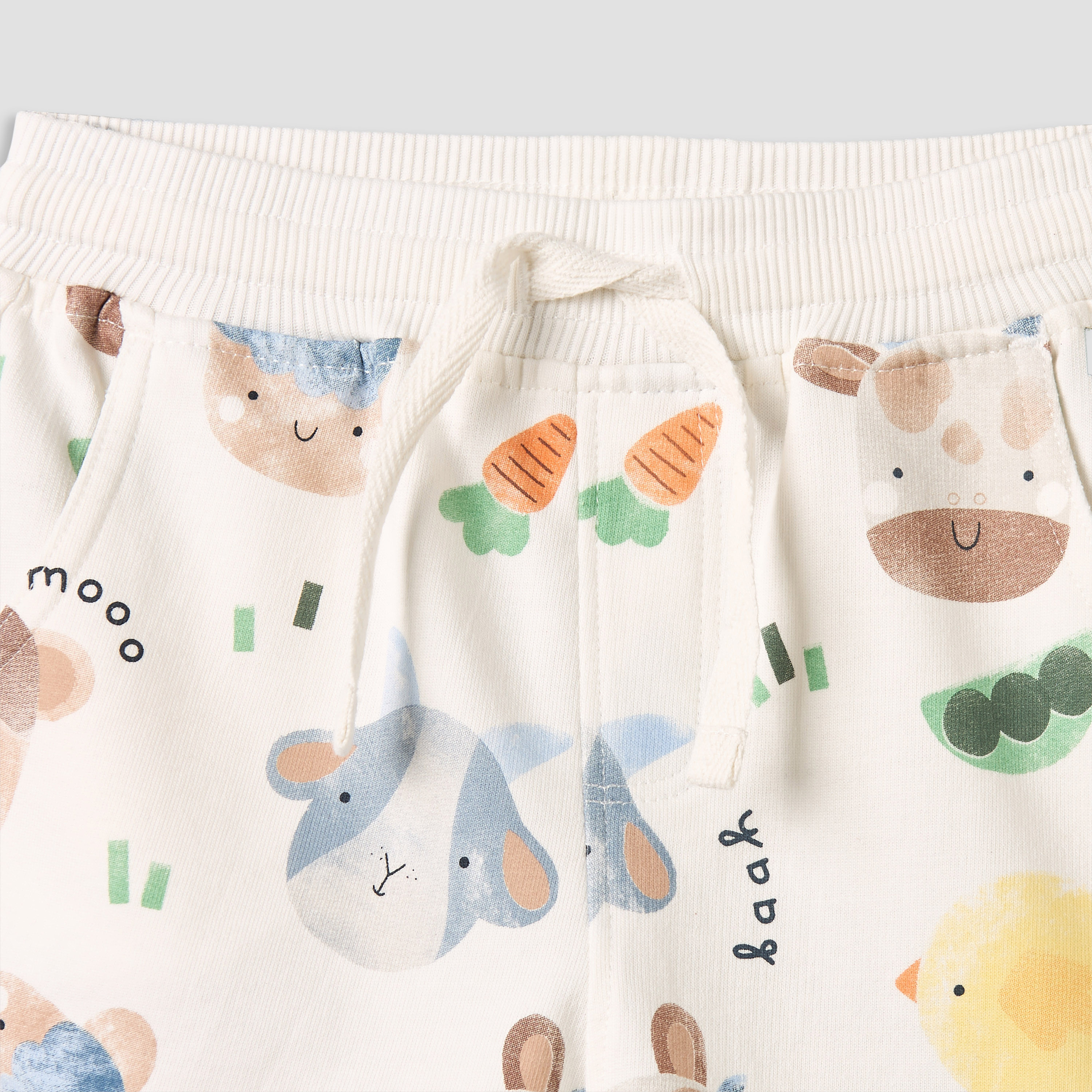 طقم شورت بطول الركبة برباط خصر وطبعات مزرعة من جونيورز - قطعتين-baby-boys-clothing-bottoms-shorts-image-6