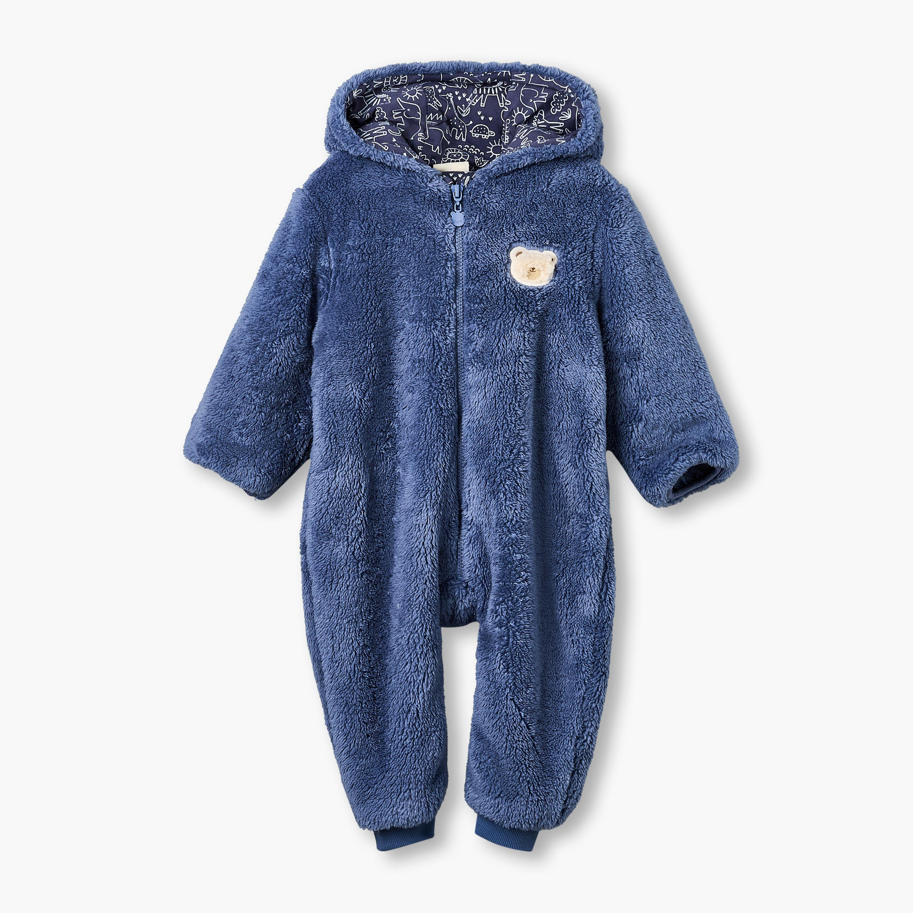 أوفرول بغطاء رأس من القطيفة وتفصيلة تطريز من جونيورز-baby-boys-clothing-nightwear-sleepsuits-image-2