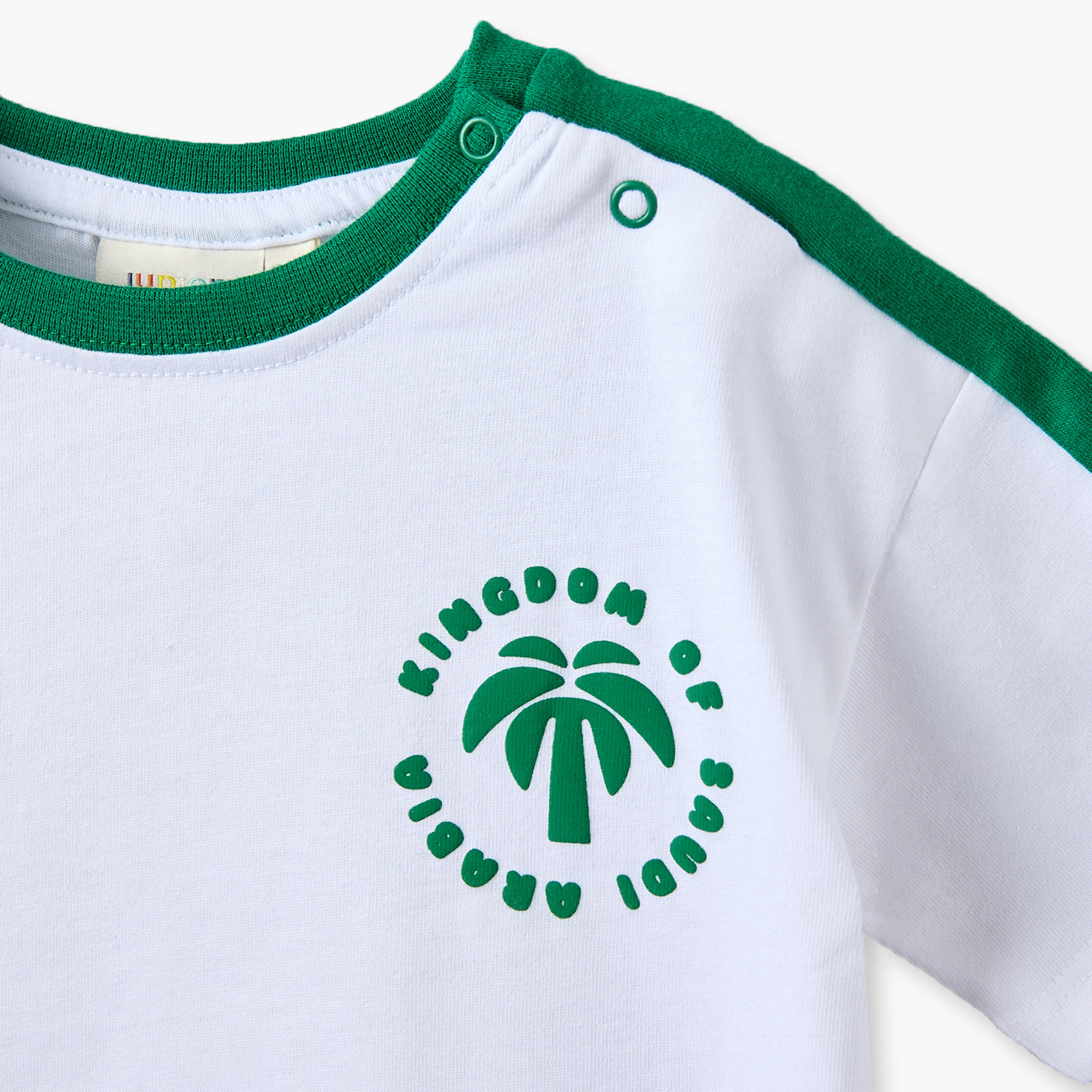 طقم تيشيرت بياقة ضيقة وأكمام قصيرة وشورت بطبعات من جونيورز-baby-boys-clothing-setsandcoords-image-7