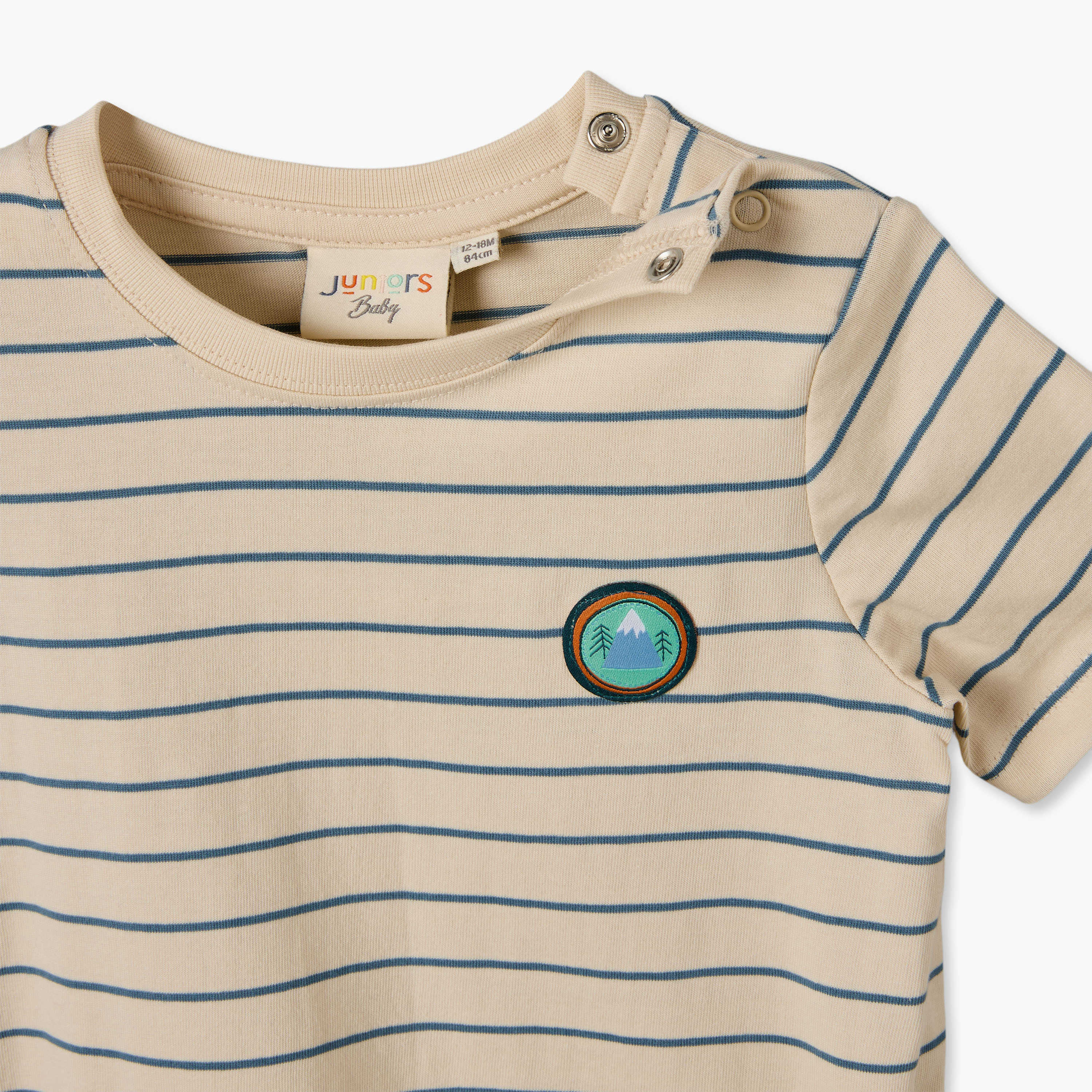 طقم تيشيرت بأكمام قصيرة بياقة مستديرة ودنغري بطبعات ديناصورات من جونيورز-baby-boys-clothing-setsandcoords-image-6