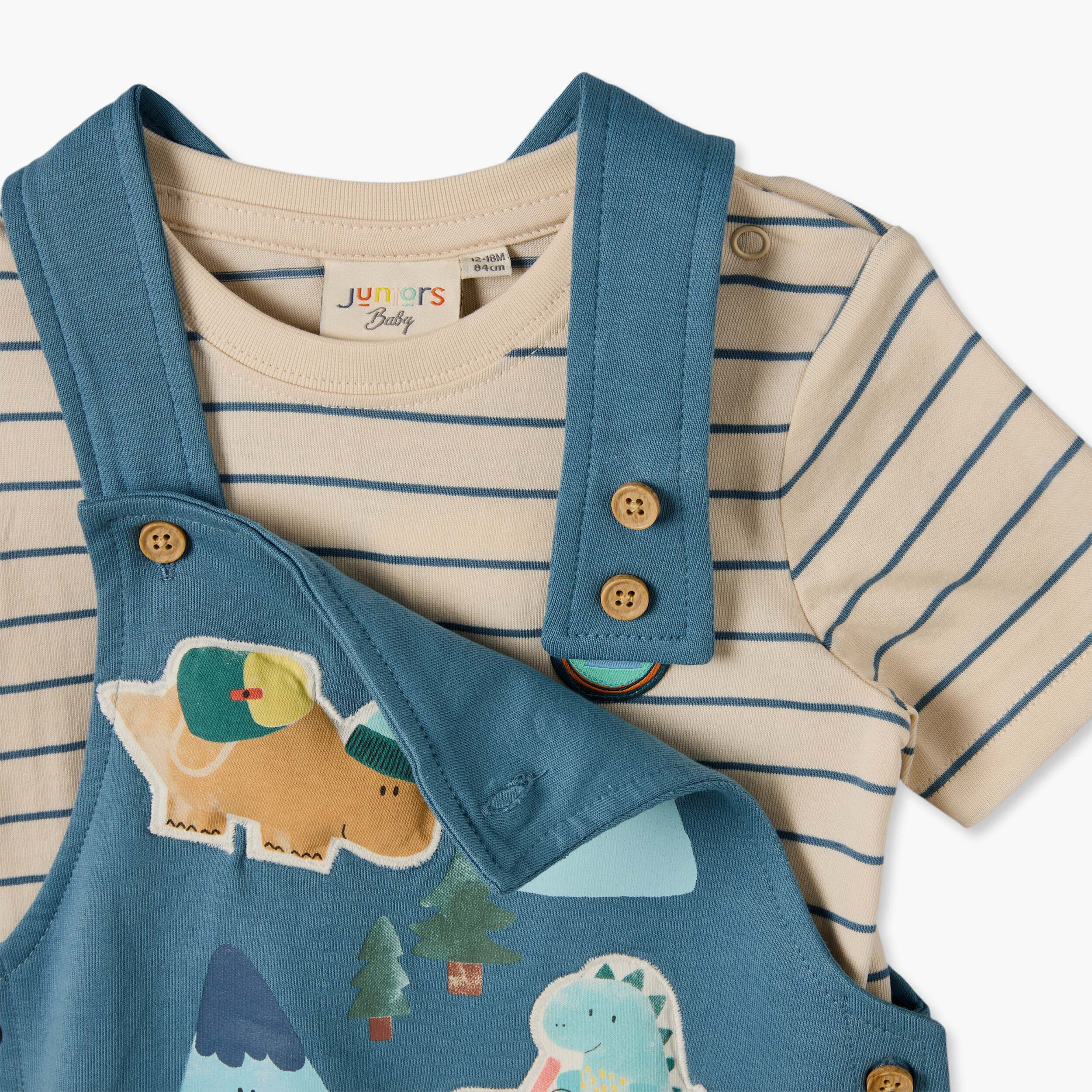 طقم تيشيرت بأكمام قصيرة بياقة مستديرة ودنغري بطبعات ديناصورات من جونيورز-baby-boys-clothing-setsandcoords-image-7