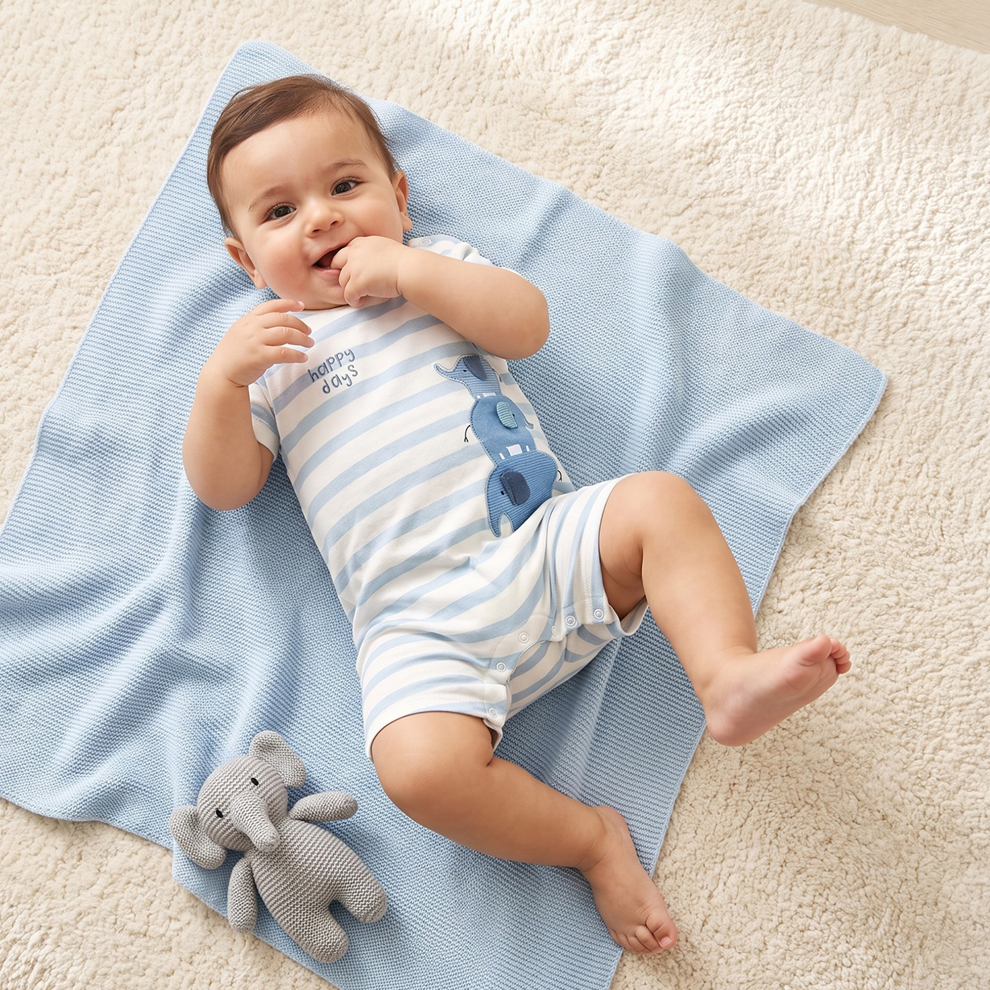 رومبير برقبة مستديرة وأكمام قصيرة وزخارف فيل من جونيورز-baby-boys-clothing-rompers-image-1