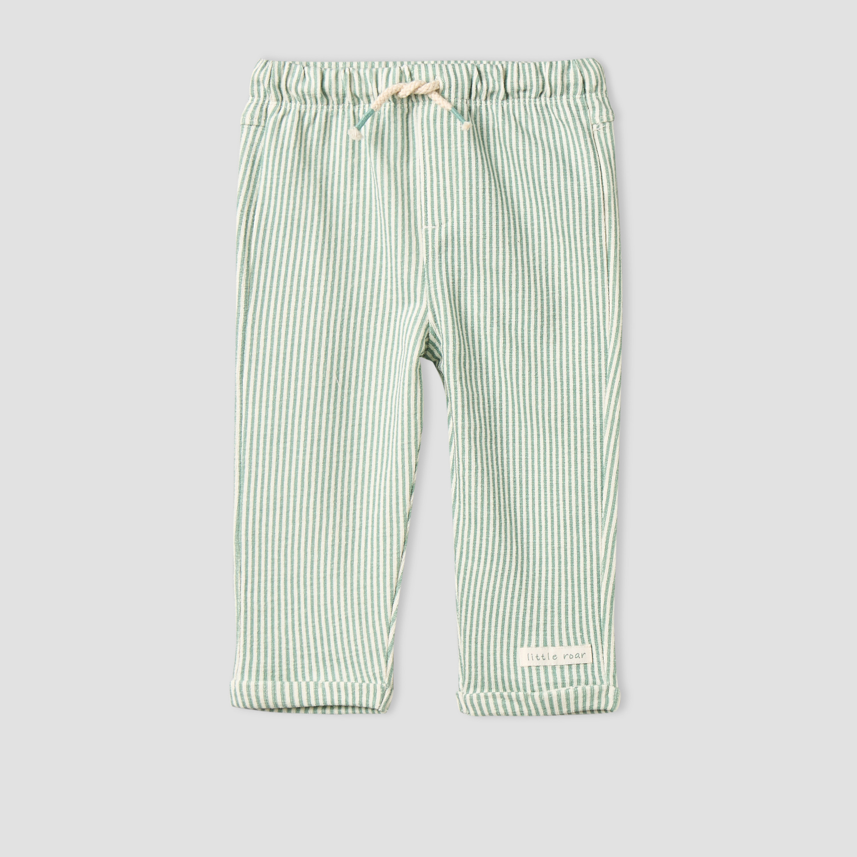 طقم بنطلون وتيشيرت بياقة ضيقة وأكمام قصيرة وطبعات أسد من جونيورز-baby-boys-clothing-setsandcoords-image-3