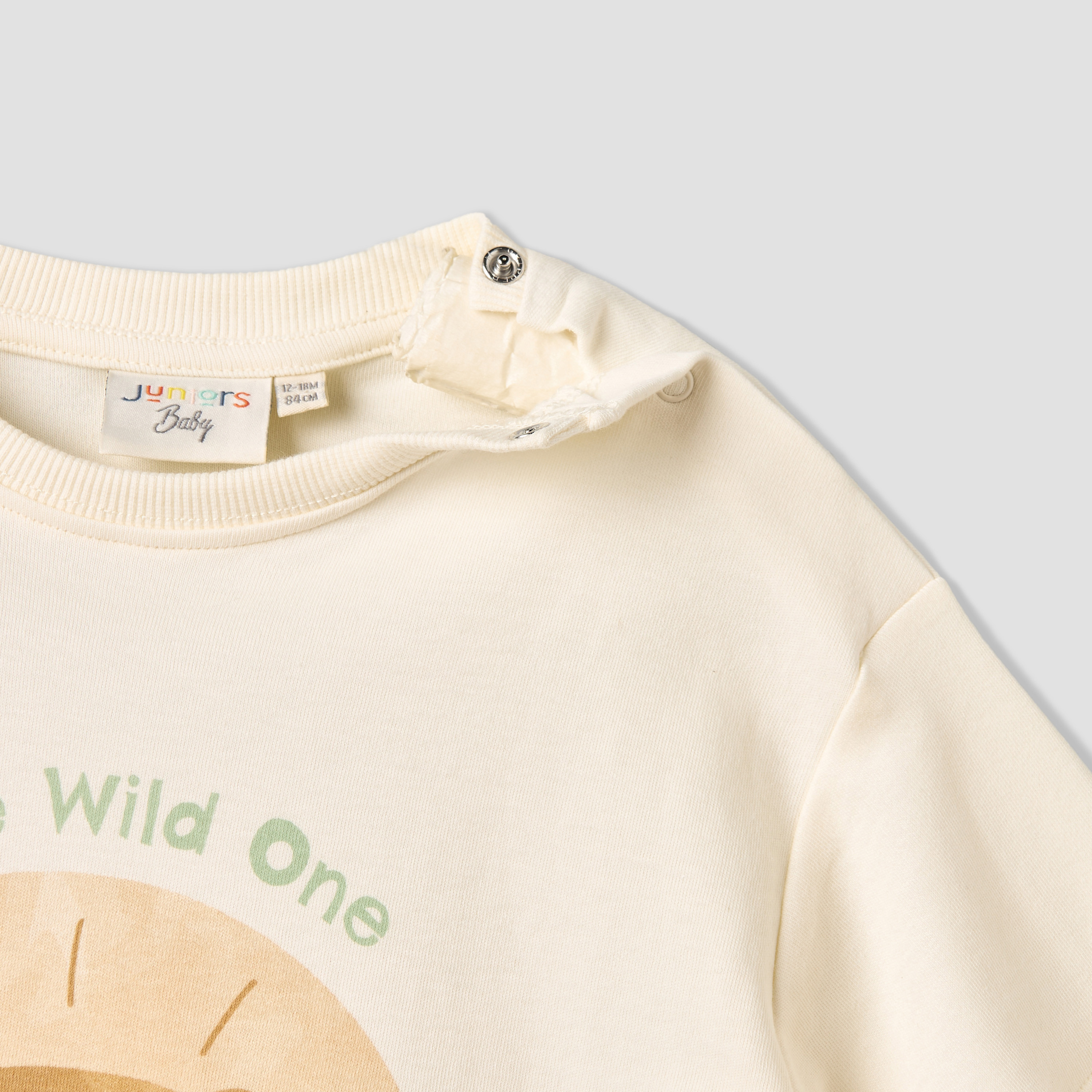 طقم بنطلون وتيشيرت بياقة ضيقة وأكمام قصيرة وطبعات أسد من جونيورز-baby-boys-clothing-setsandcoords-image-8