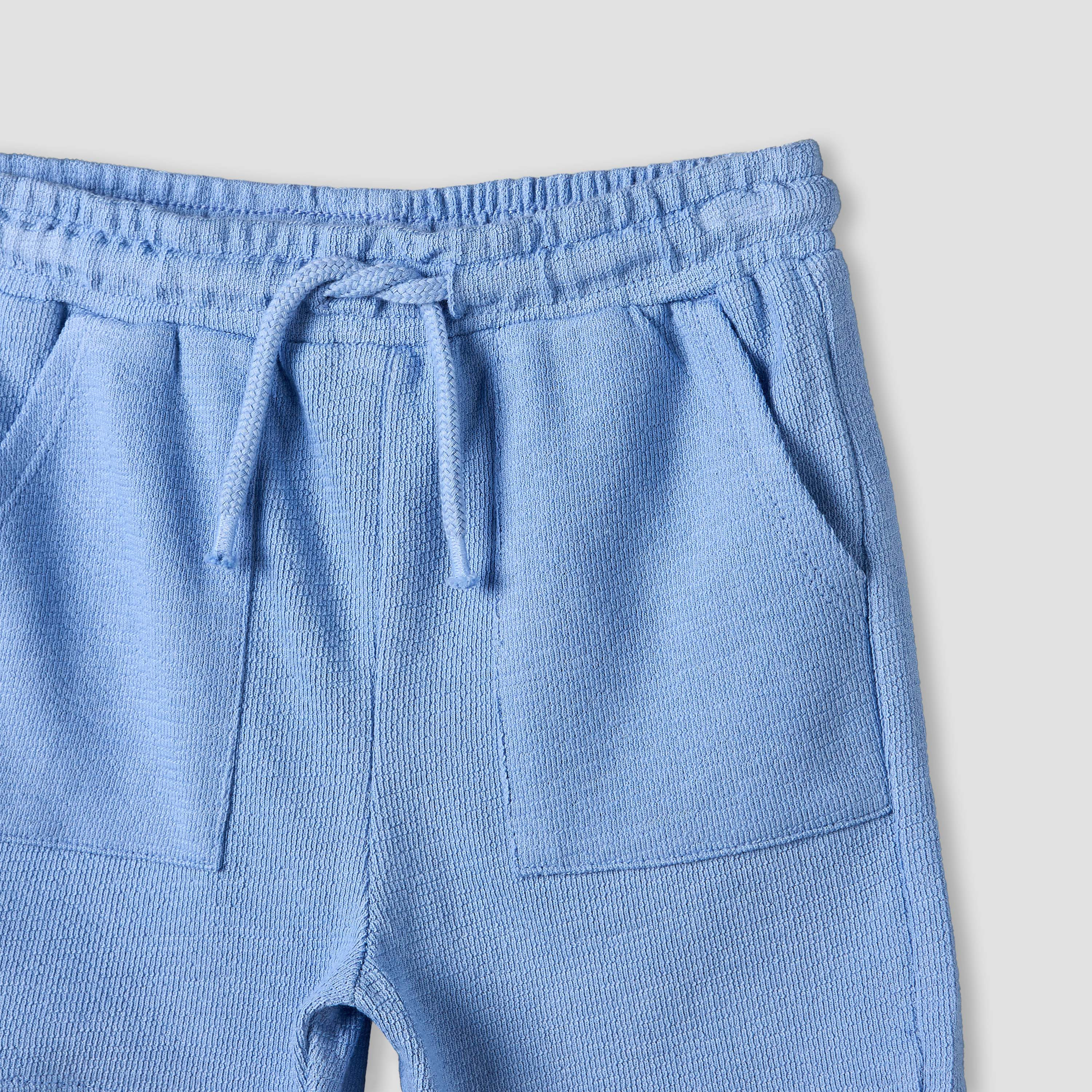 طقم تيشيرت بياقة ضيقة وأكمام قصيرة وشورت بزخارف سفاري من جونيورز-baby-boys-clothing-setsandcoords-image-9