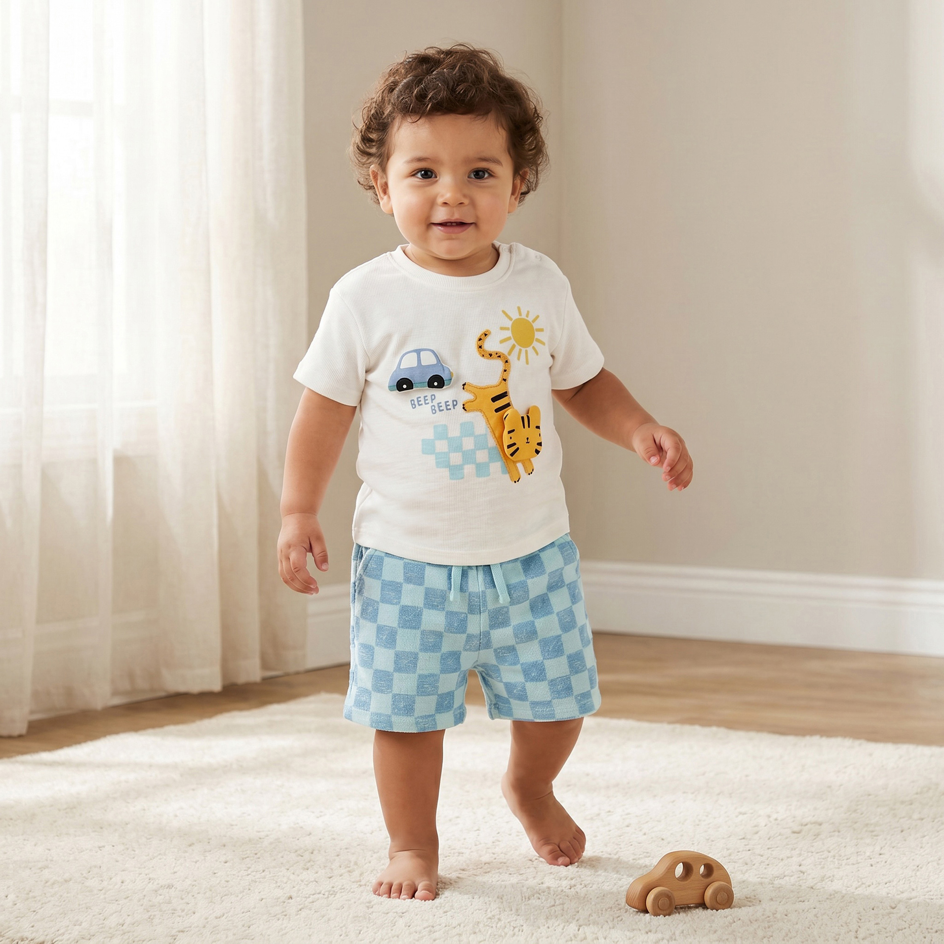 Juniors Round Neck Short Sleeves T-shirt and Shorts Set with Tiger Applique-baby-boys-clothing-setsandcoords-image-1