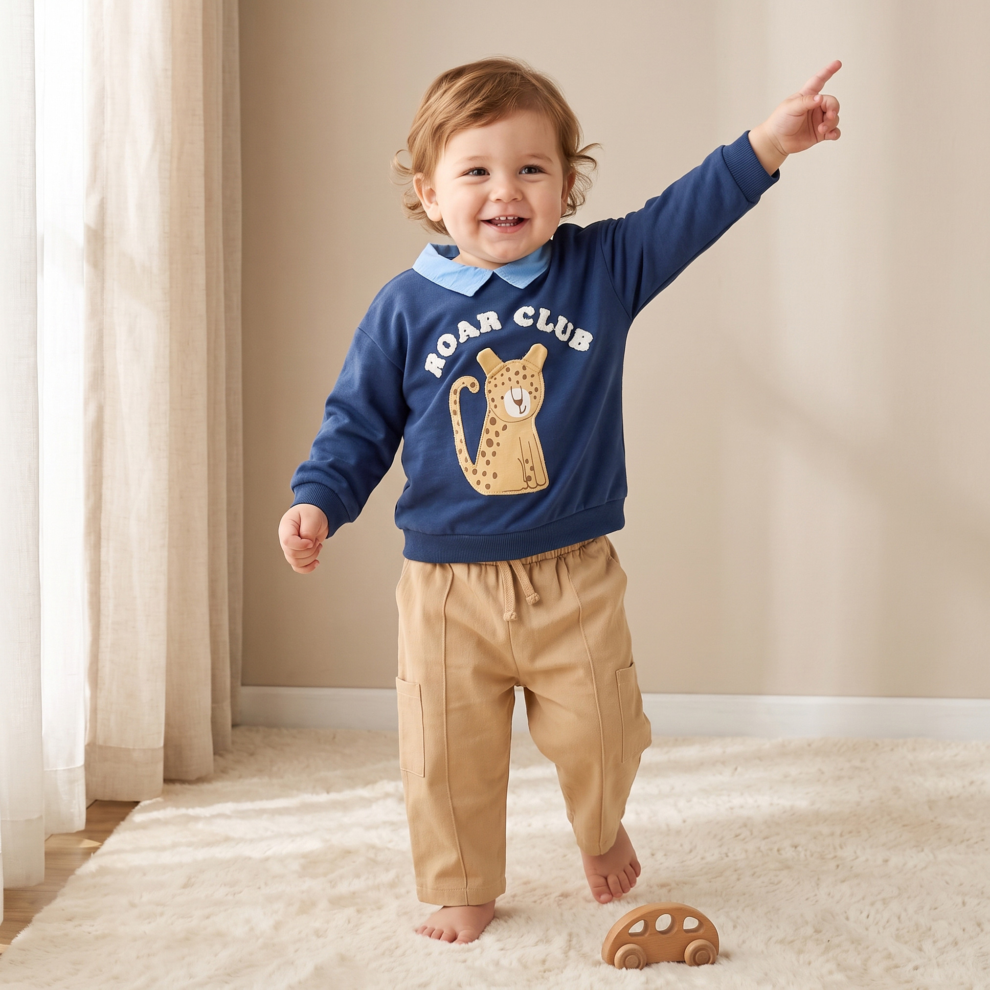 طقم بنطلون وسويت شيرت بياقة وأكمام طويلة وزخارف نمر من جونيورز-baby-boys-clothing-winterwear-setsandcoords-image-1