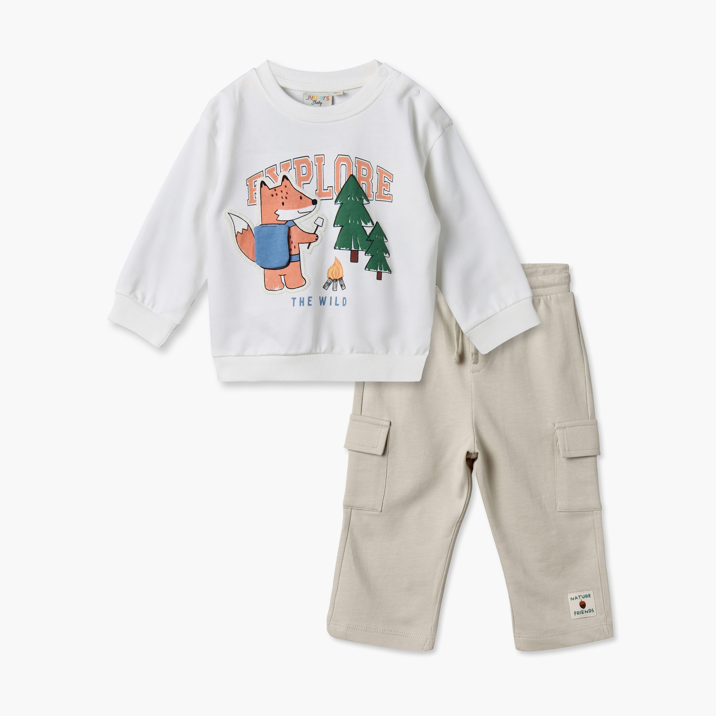 طقم سويت شيرت بياقة ضيقة وأكمام طويلة وبنطلون كارجو بتفاصيل زينة من جونيورز-baby-boys-clothing-winterwear-setsandcoords-image-1