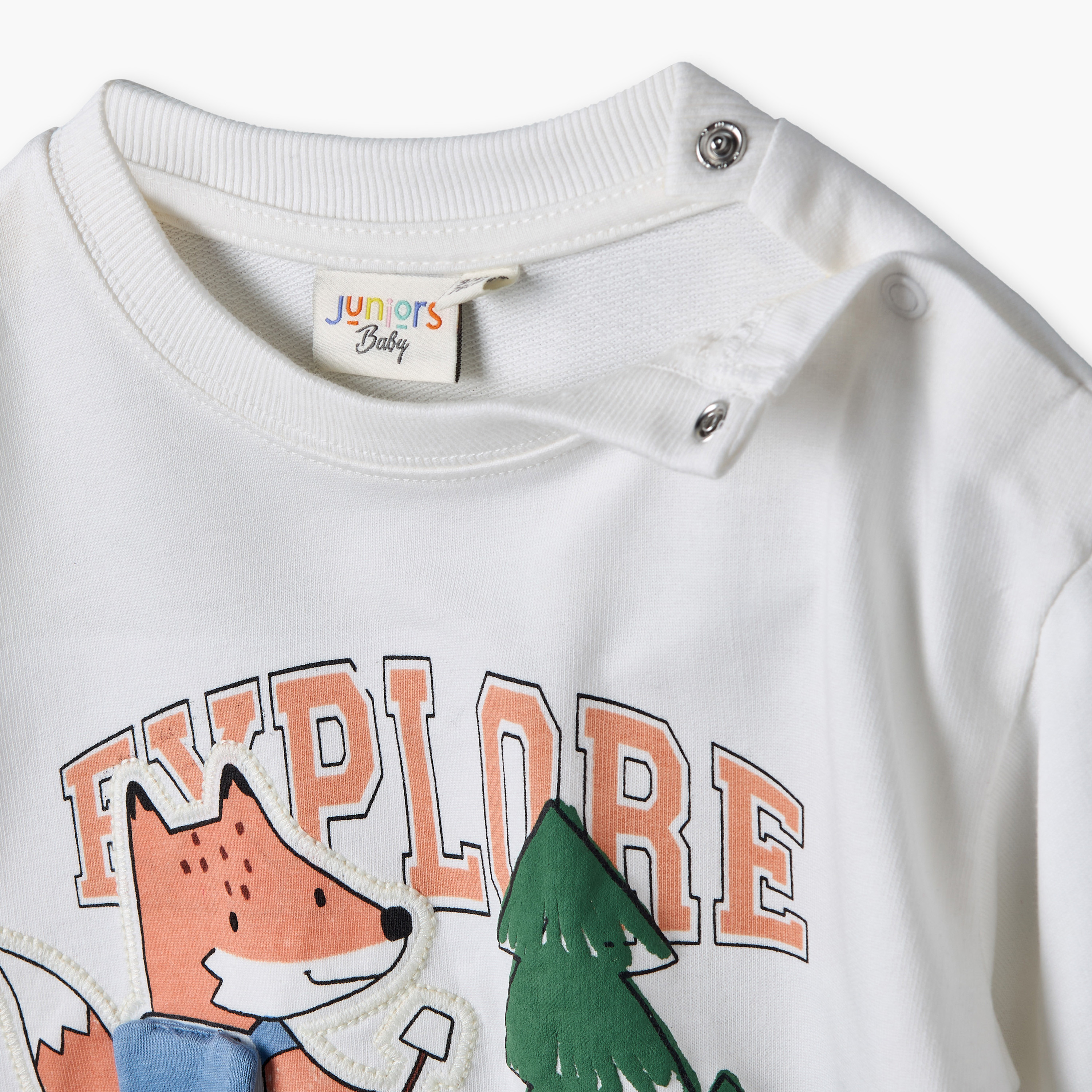 طقم سويت شيرت بياقة ضيقة وأكمام طويلة وبنطلون كارجو بتفاصيل زينة من جونيورز-baby-boys-clothing-winterwear-setsandcoords-image-6