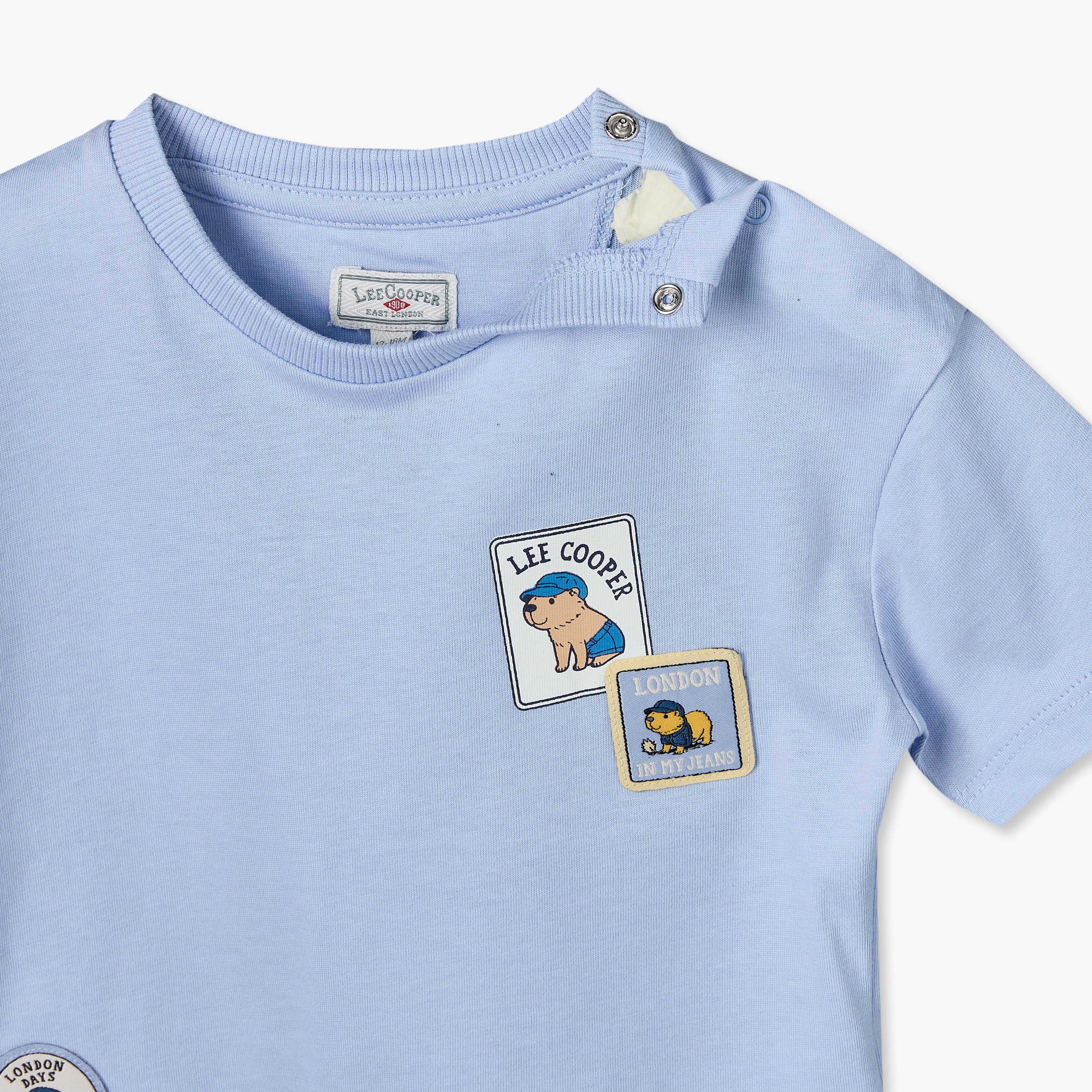 طقم شورت وتيشيرت مزين بياقة مستديرة وأكمام قصيرة من لي كوبر-baby-boys-clothing-setsandcoords-image-6