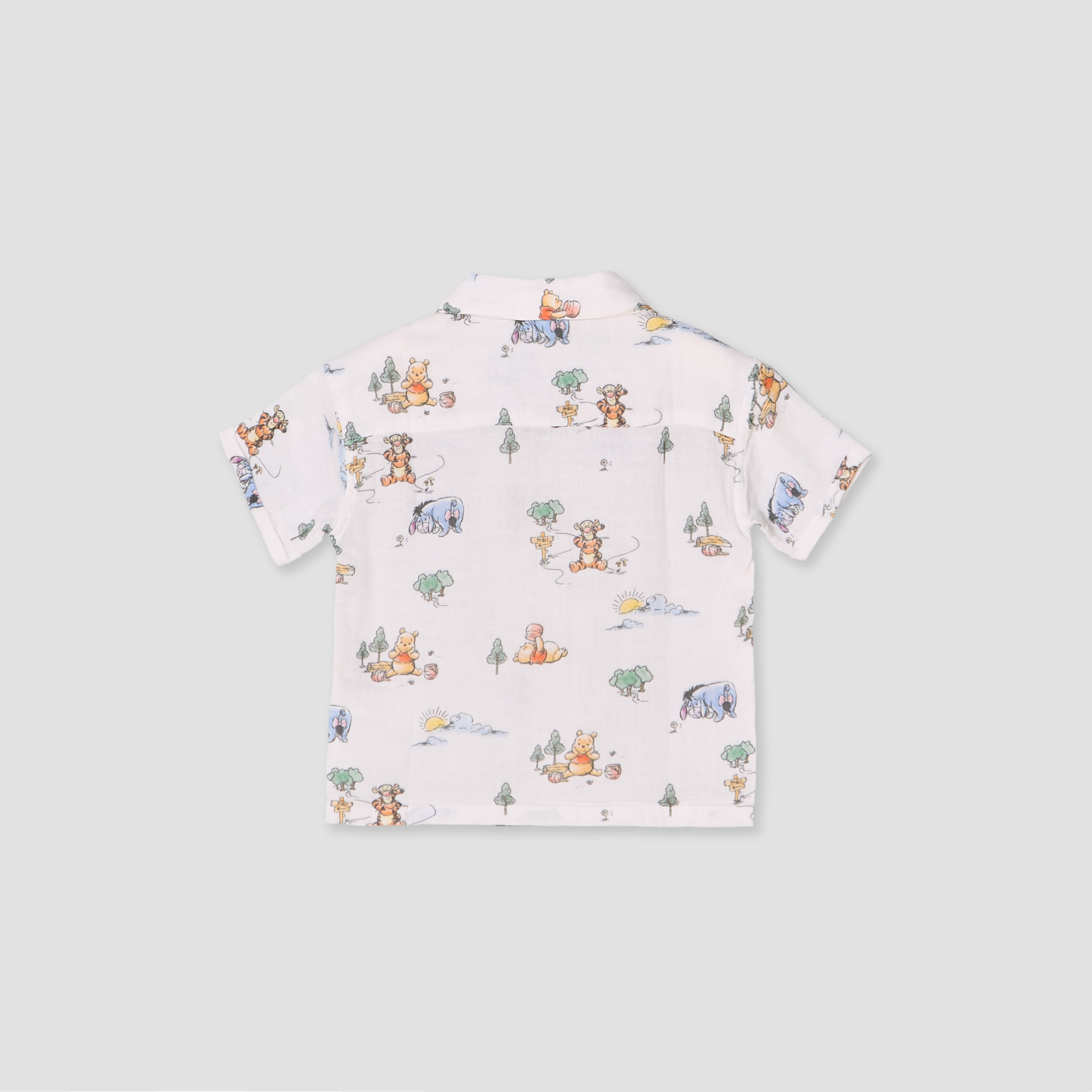 طقم شورت وقميص بطبعات ويني ذا بوه وياقة عادية وأكمام قصيرة من كارت بلانش-baby-boys-clothing-setsandcoords-image-4