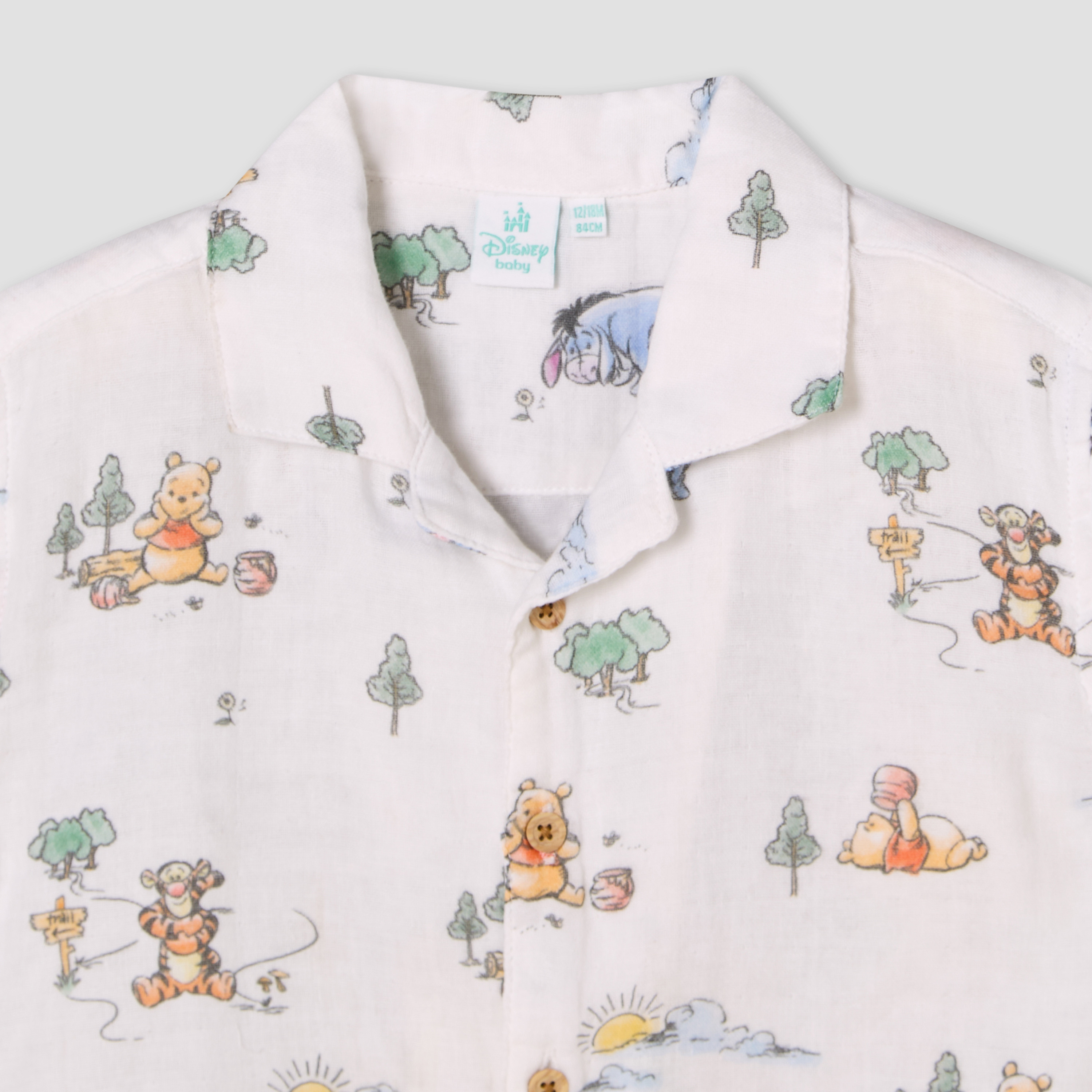 طقم شورت وقميص بطبعات ويني ذا بوه وياقة عادية وأكمام قصيرة من كارت بلانش-baby-boys-clothing-setsandcoords-image-7