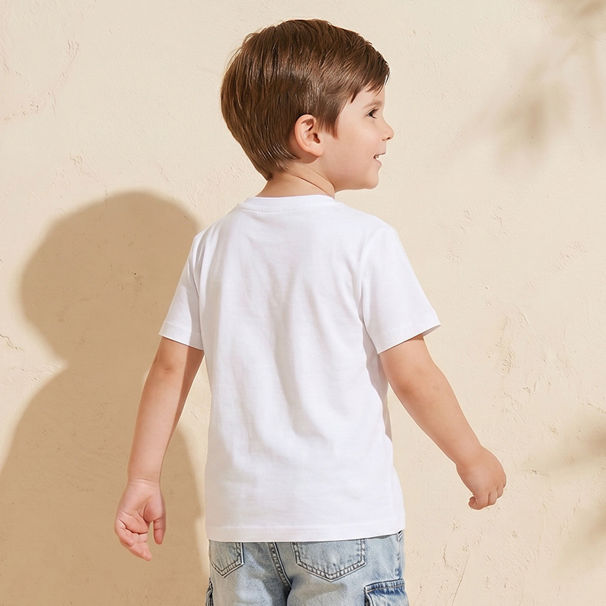 تيشيرت بياقة ضيقة وأكمام قصيرة وطبعات روبوت من جونيورز-boys-clothing-tshirtsandpolos-image-3