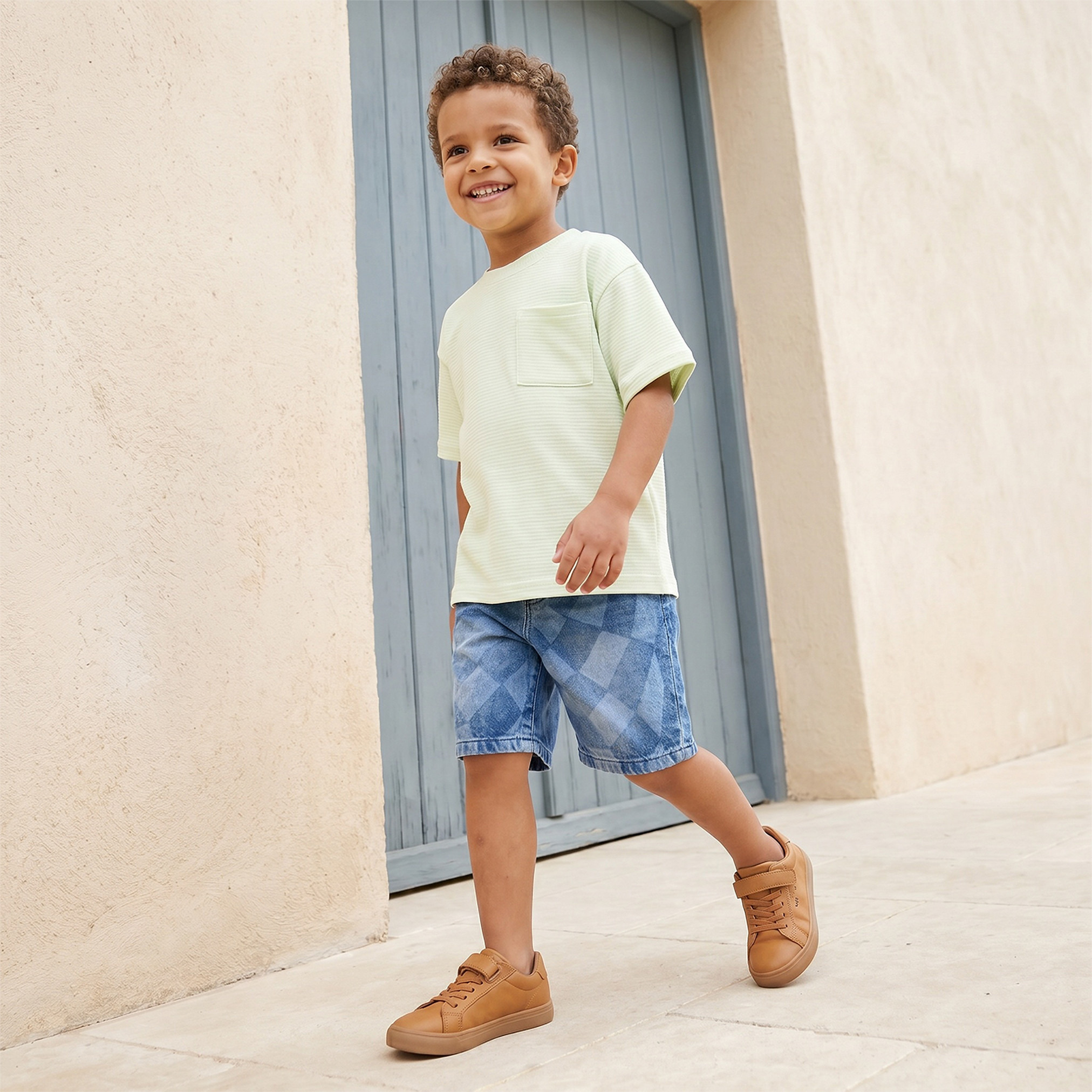 تيشيرت برقبة ضيقة وأكمام قصيرة وجيوب من جونيورز-boys-clothing-tshirtsandpolos-image-5
