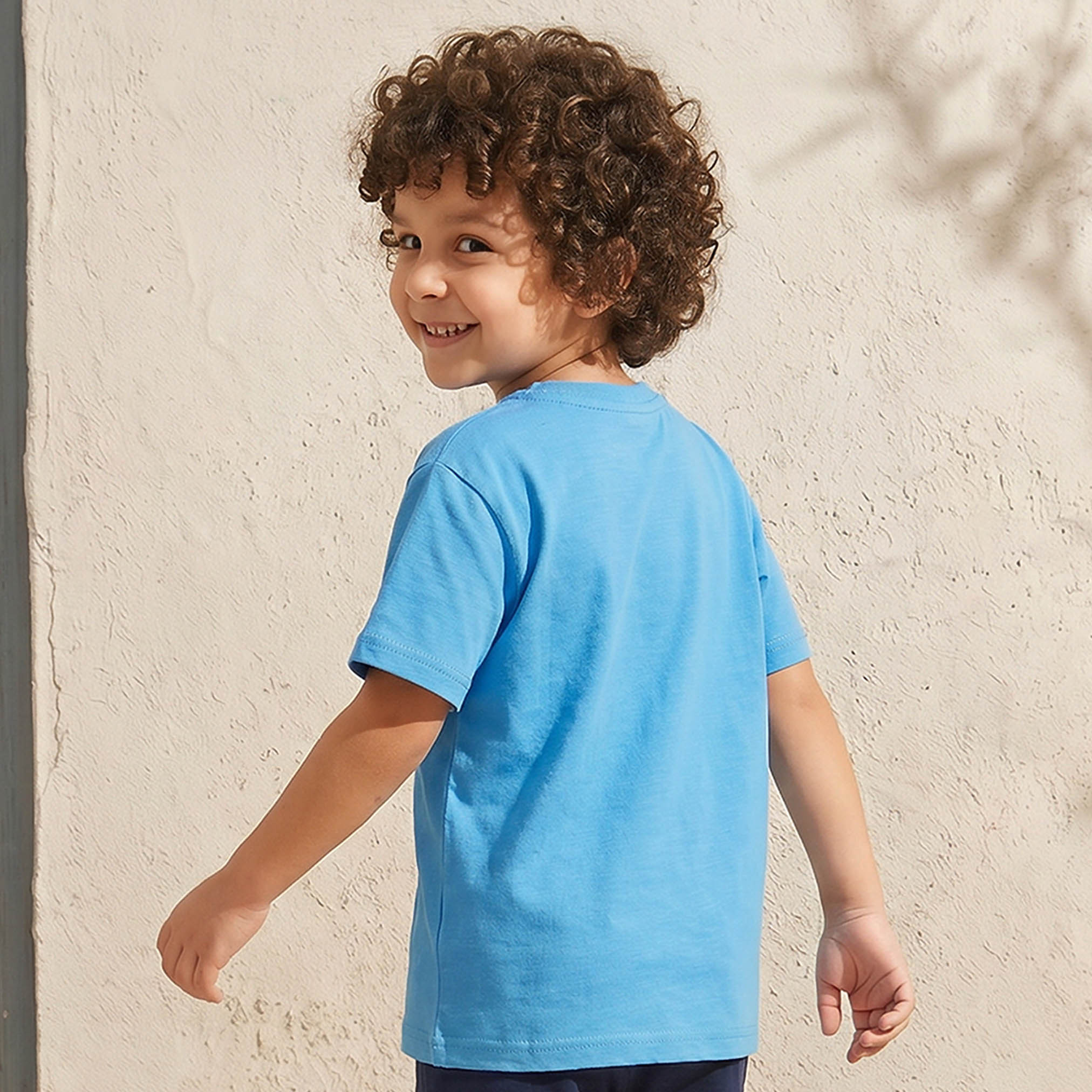 تيشيرت بياقة مستديرة وأكمام قصيرة بطبعات رولر سكيت من جونيورز-boys-clothing-tshirtsandpolos-image-3