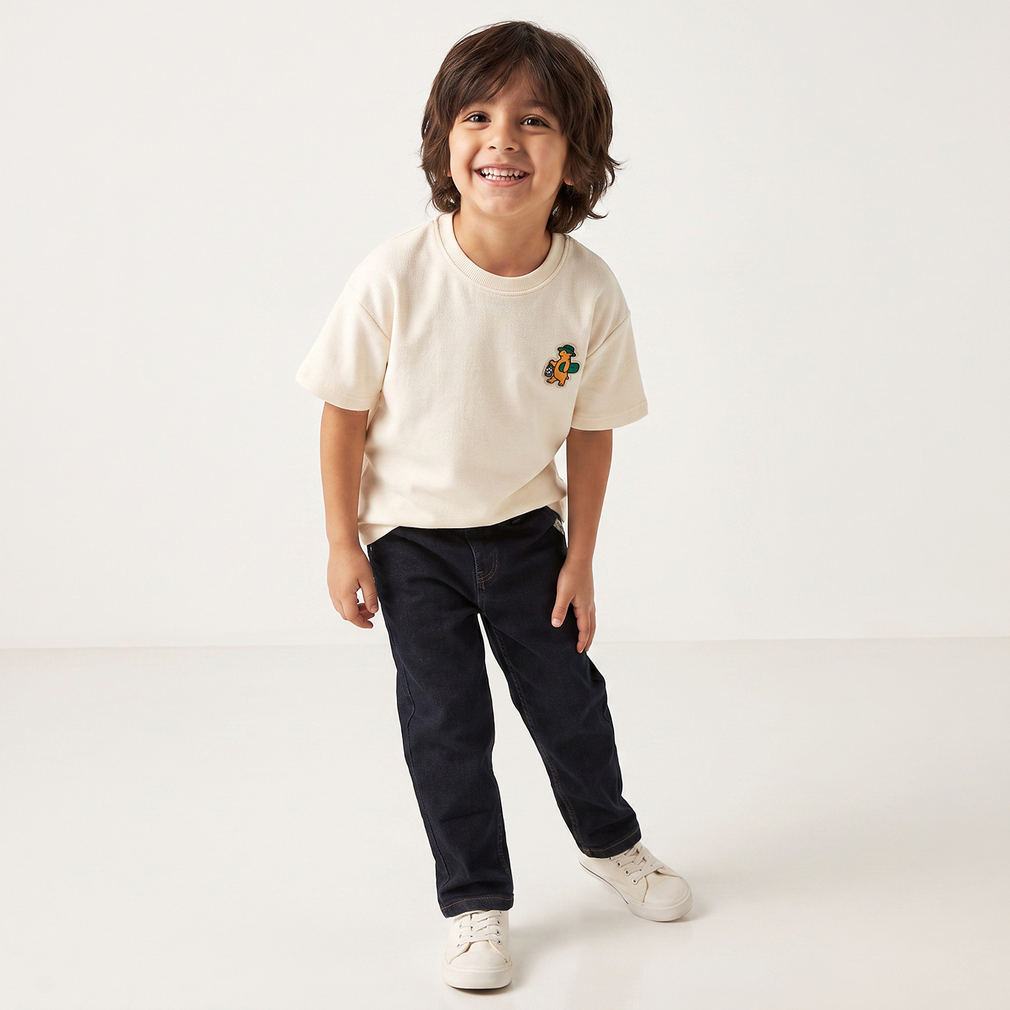 تيشيرت بياقة ضيقة وأكمام قصيرة وزخارف من جونيورز-boys-clothing-tshirtsandpolos-image-3