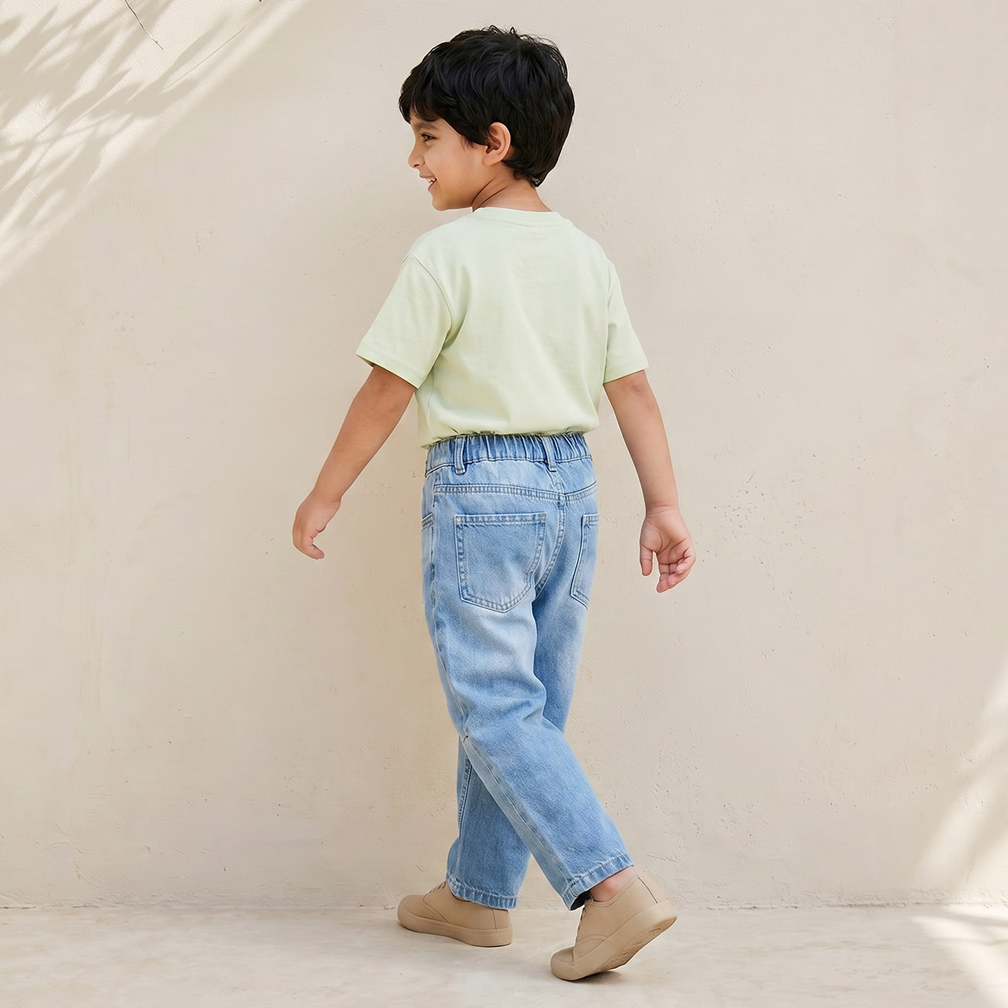 Juniors Mid Rise Balloon Fit Jeans with Pockets-boys-clothing-bottoms-jeans-image-3