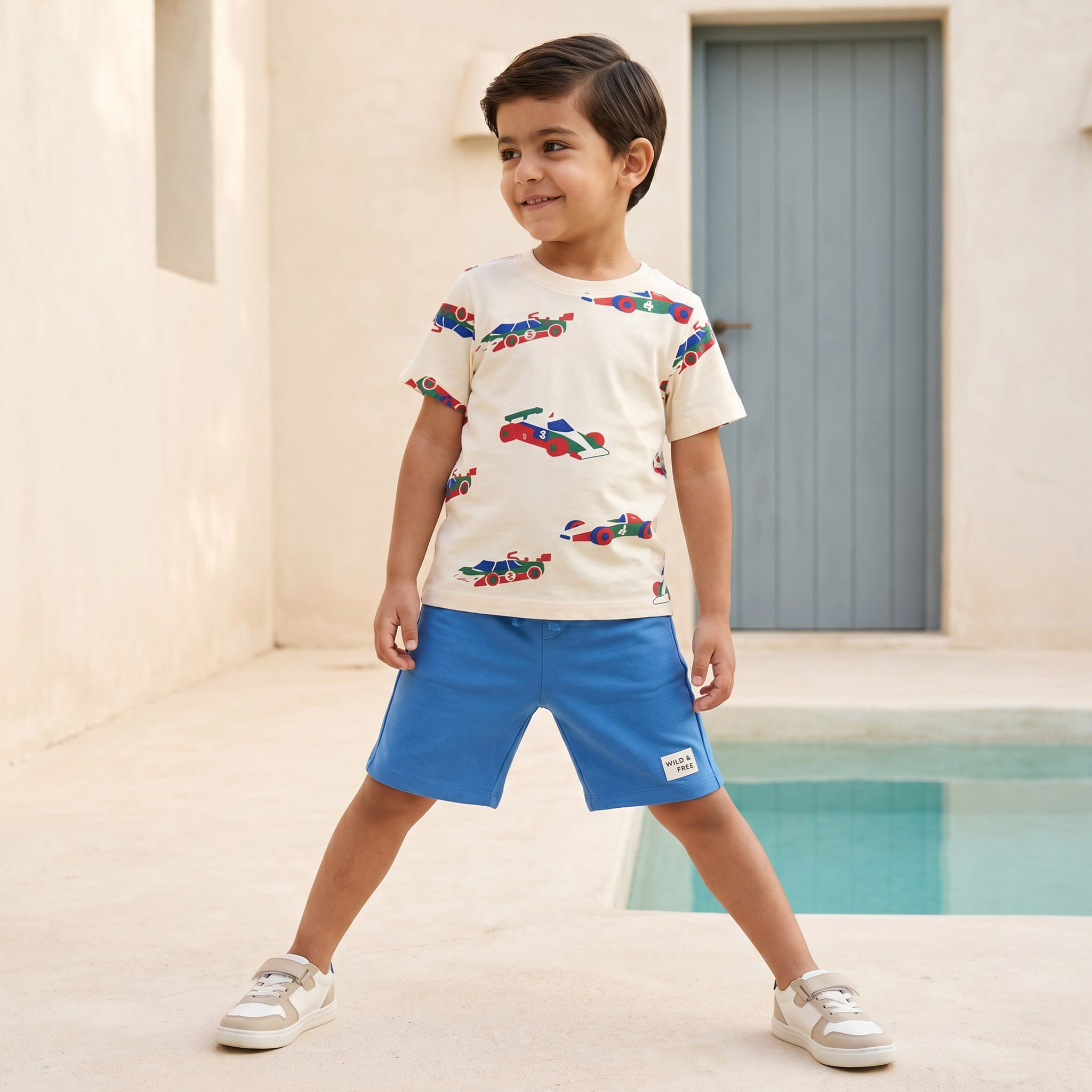شورت طول الركبة برباط خصر مطاطي من جونيورز-baby-boys-clothing-bottoms-shorts-image-2