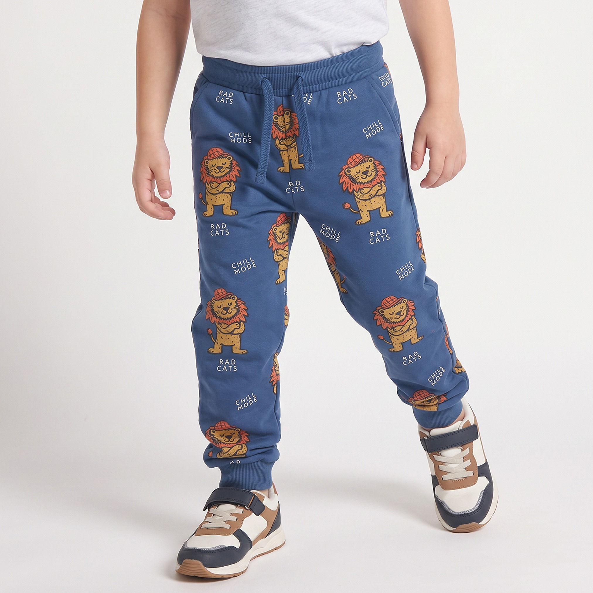 Juniors Elasticated Drawstring Waist Joggers with Lion Print-boys-clothing-bottoms-joggersandtrackpants-image-1