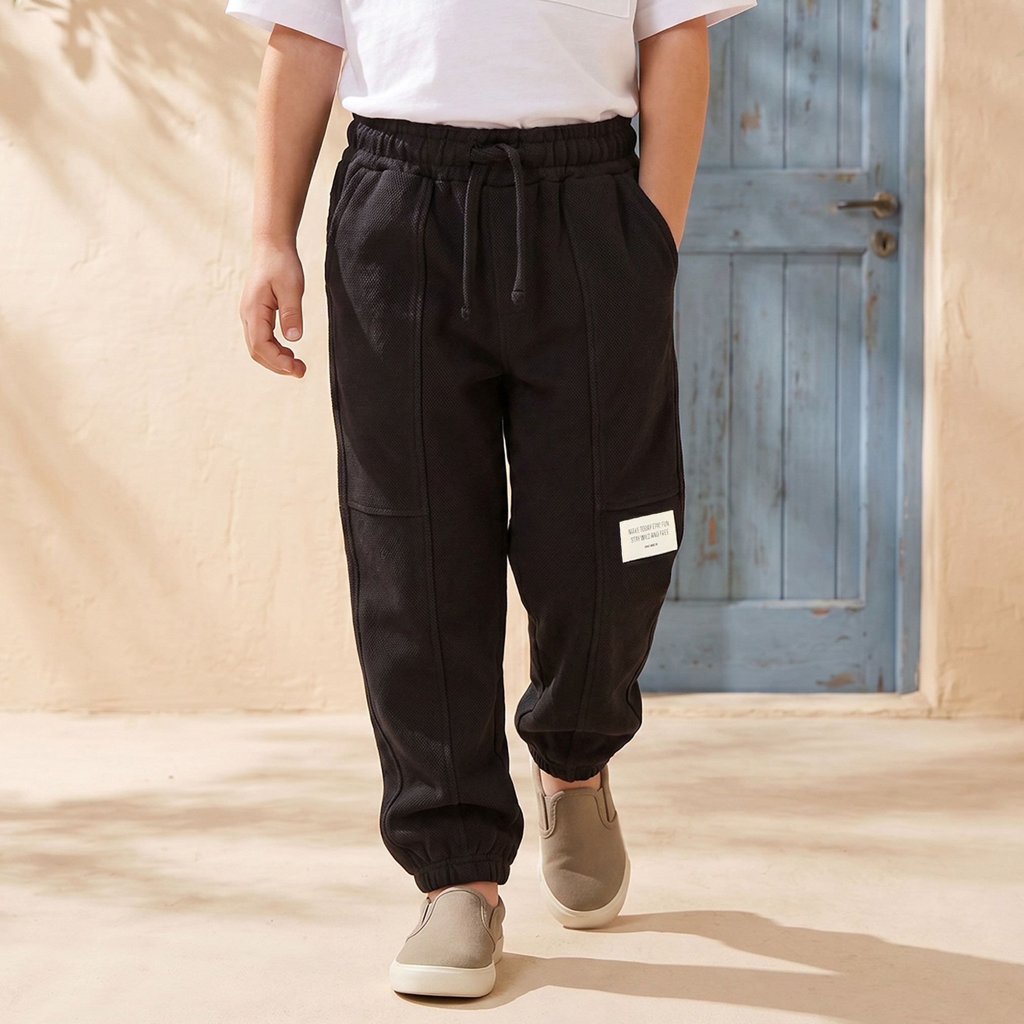 Juniors Drawstring Waist Joggers with Pockets-boys-clothing-bottoms-joggersandtrackpants-image-1