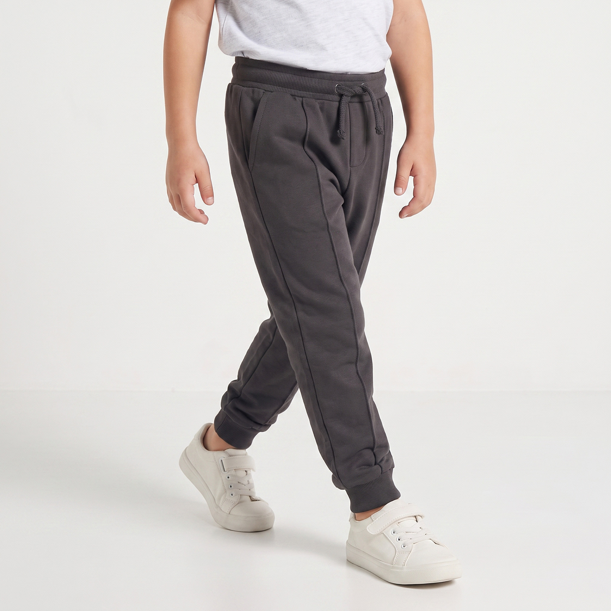 بنطلون رياضي بخصر مطاطي برباط وجيوب من جونيورز-boys-clothing-bottoms-joggersandtrackpants-image-1