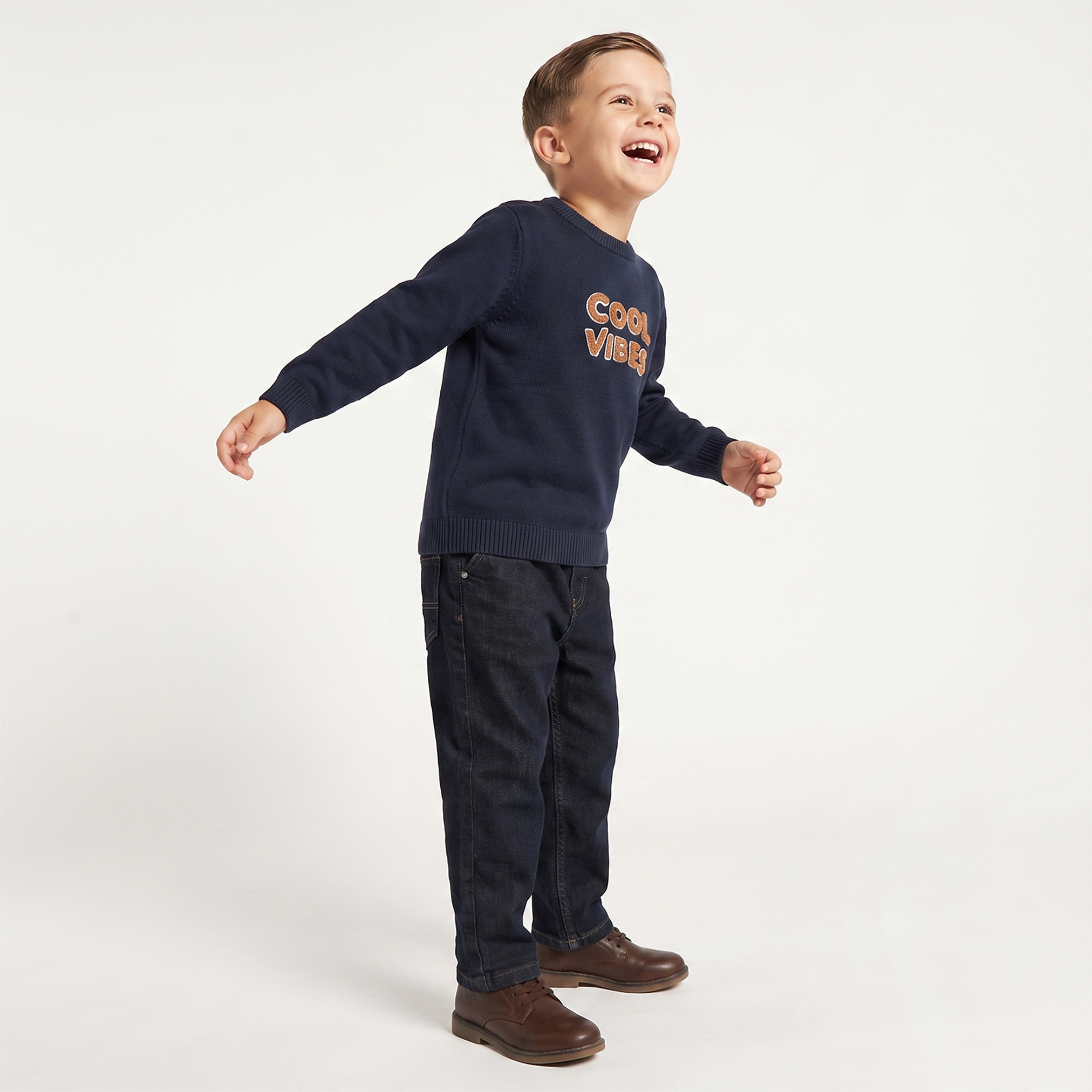 كنزة بارزة الملمس بأكمام طويلة وشعار من جونيورز-baby-boys-clothing-winterwear-jumpersandcardigans-image-5