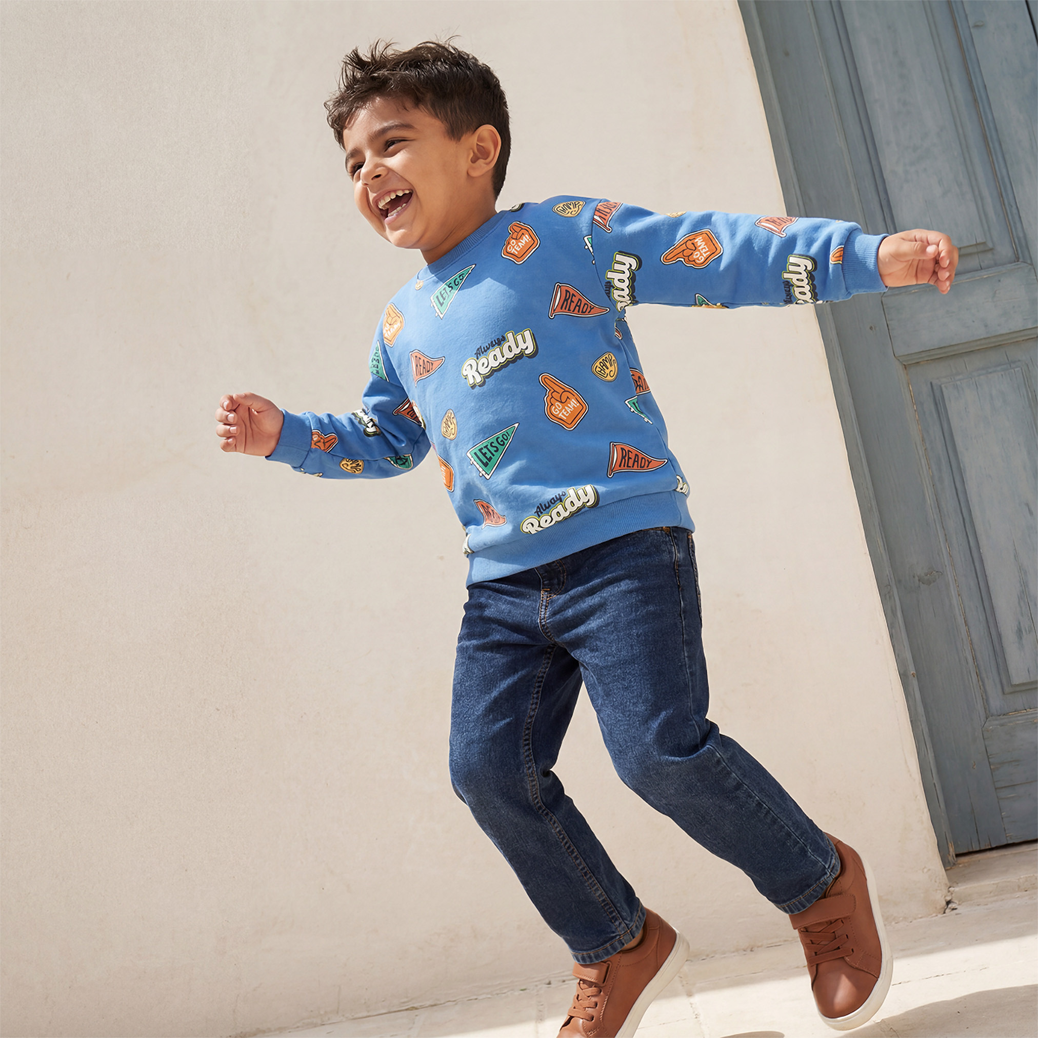 سويت شيرت بأكمام طويلة وطبعات شعار من جونيورز-baby-boys-clothing-winterwear-sweatshirts-image-5