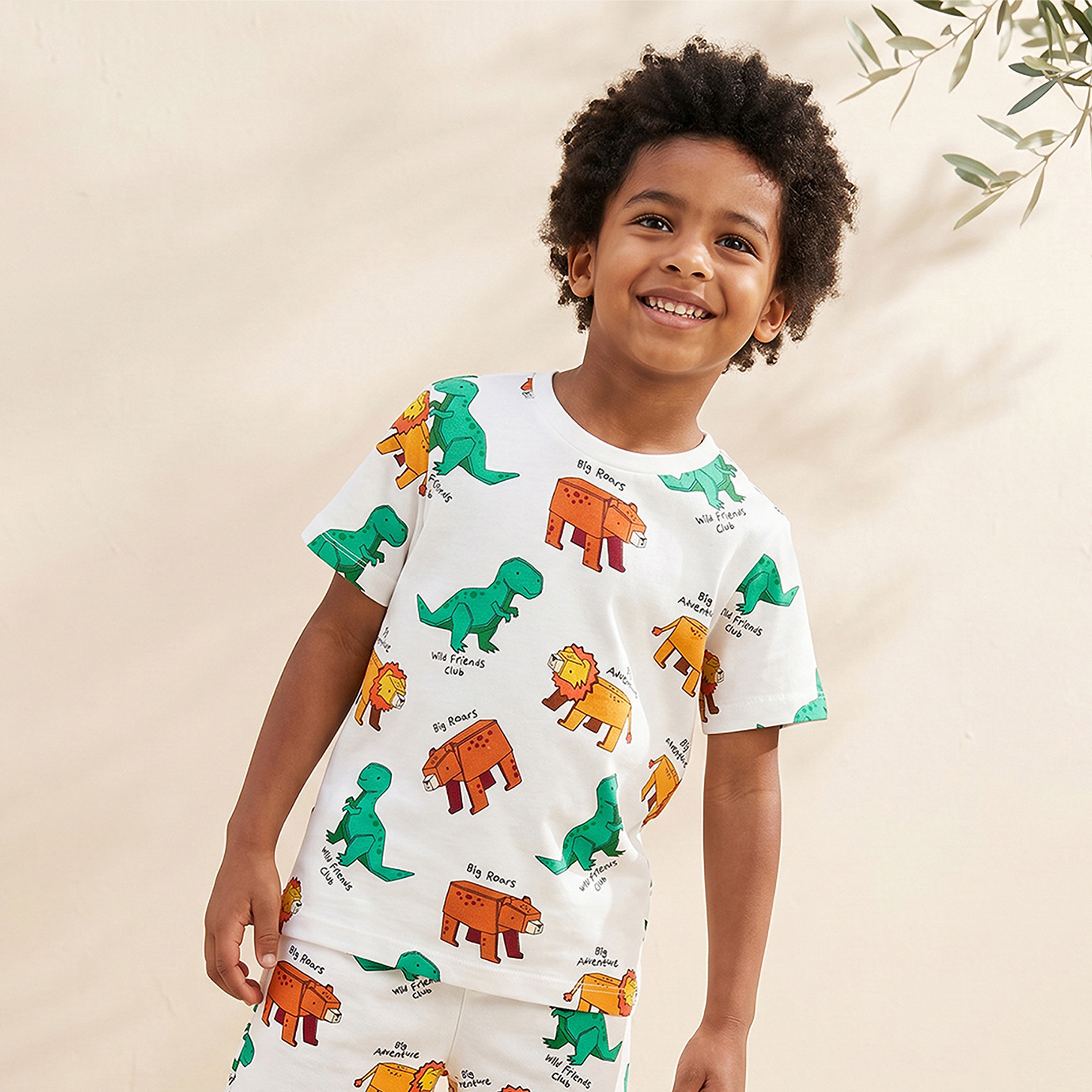 طقم شورت وتيشيرت برقبة ضيقة وأكمام قصيرة وطبعات من جونيورز-boys-clothing-setsandcoords-image-3