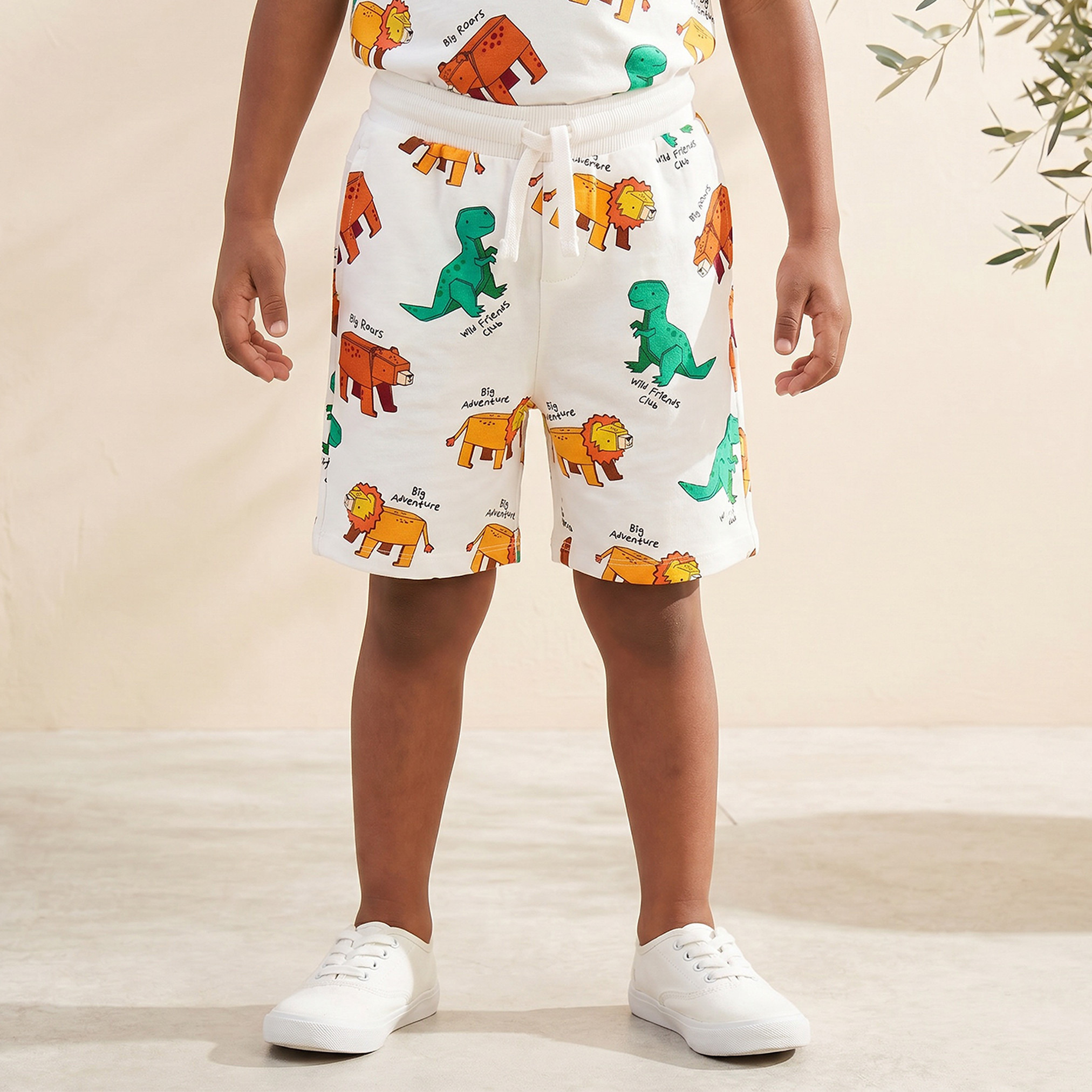 طقم شورت وتيشيرت برقبة ضيقة وأكمام قصيرة وطبعات من جونيورز-boys-clothing-setsandcoords-image-4
