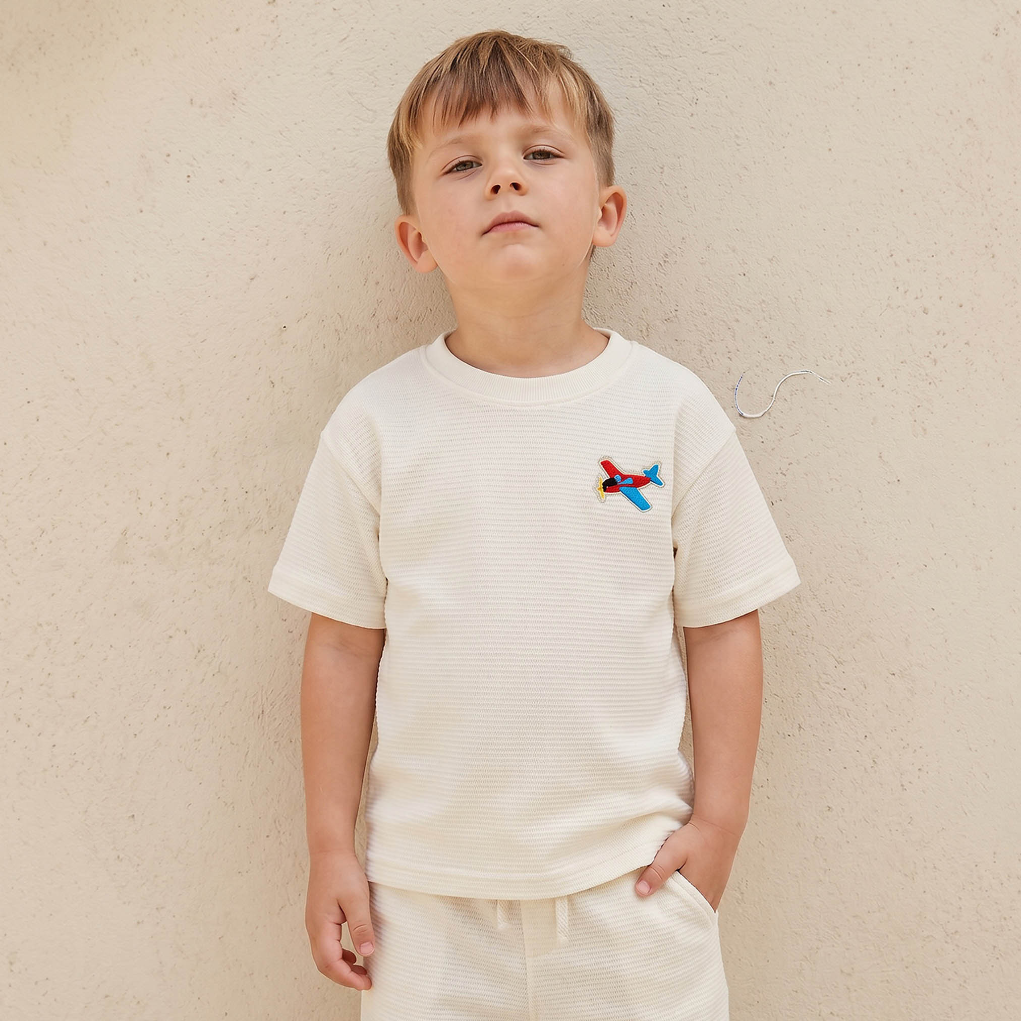 Juniors Crew Neck Short Sleeves T-shirt and Shorts Set with Textured Design-boys-clothing-setsandcoords-image-2