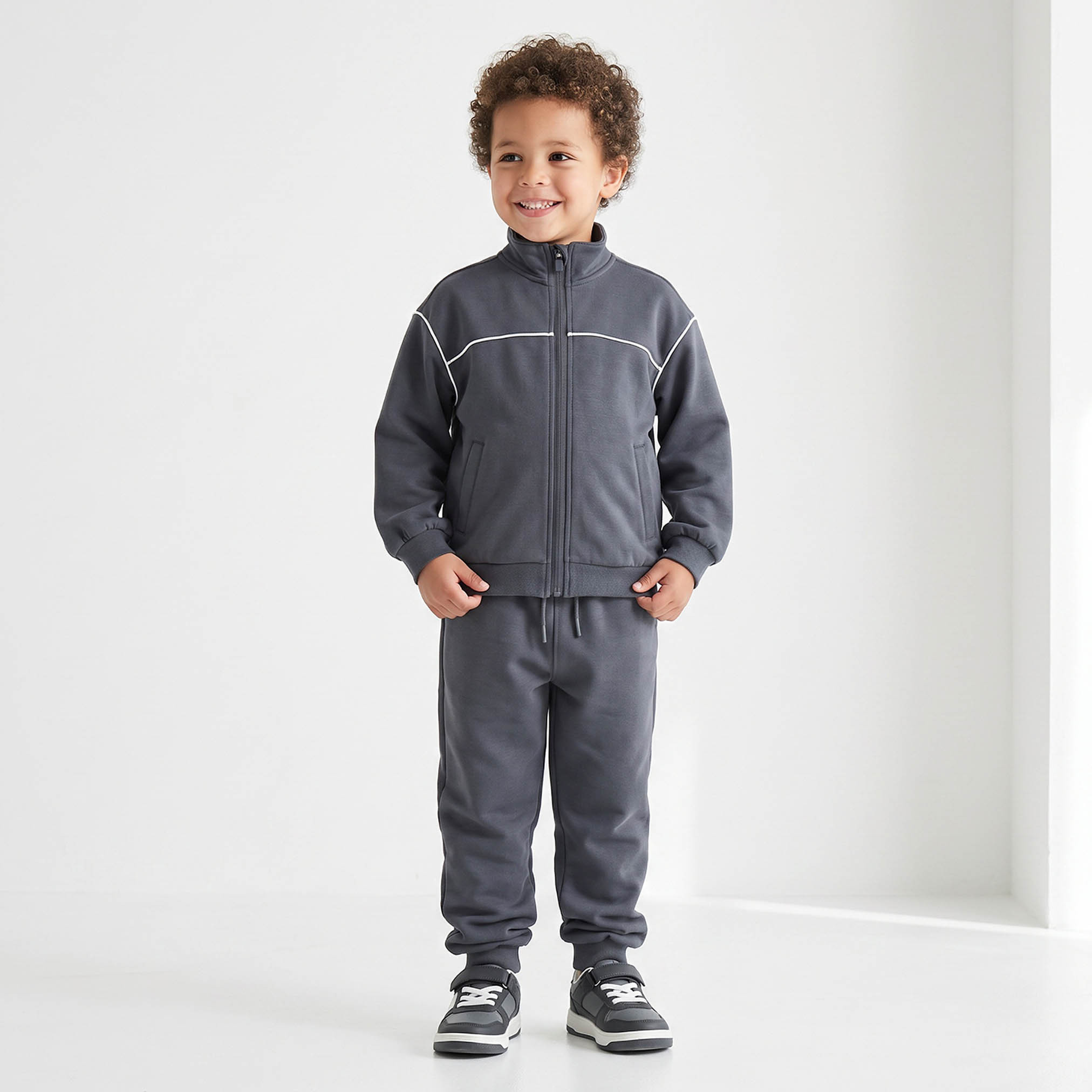 طقم جاكيت بياقة عالية وأكمام طويلة وسحاب إغلاق وبنطلون جوغرز من جونيورز-boys-clothing-setsandcoords-image-7