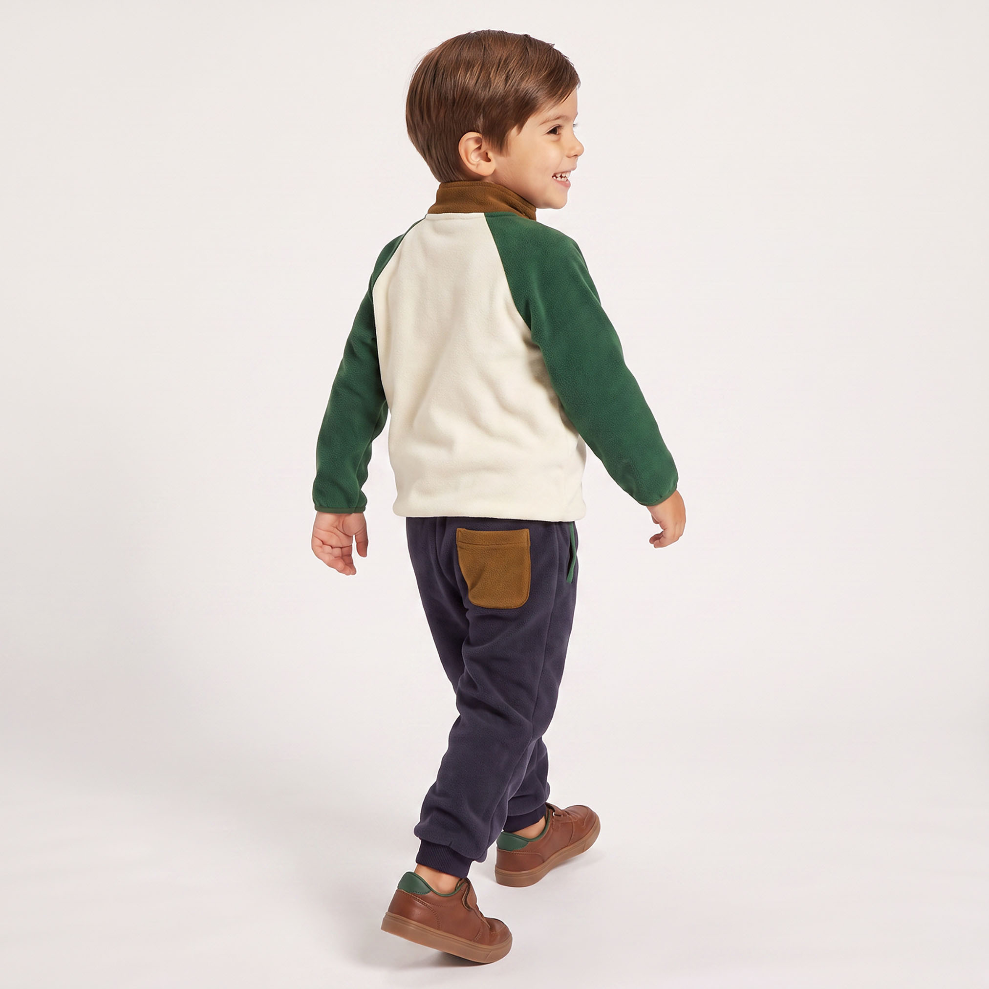 Juniors High Neck Long Sleeves Sweatshirt and Joggers Set with Colourblock Panel-boys-clothing-setsandcoords-image-2