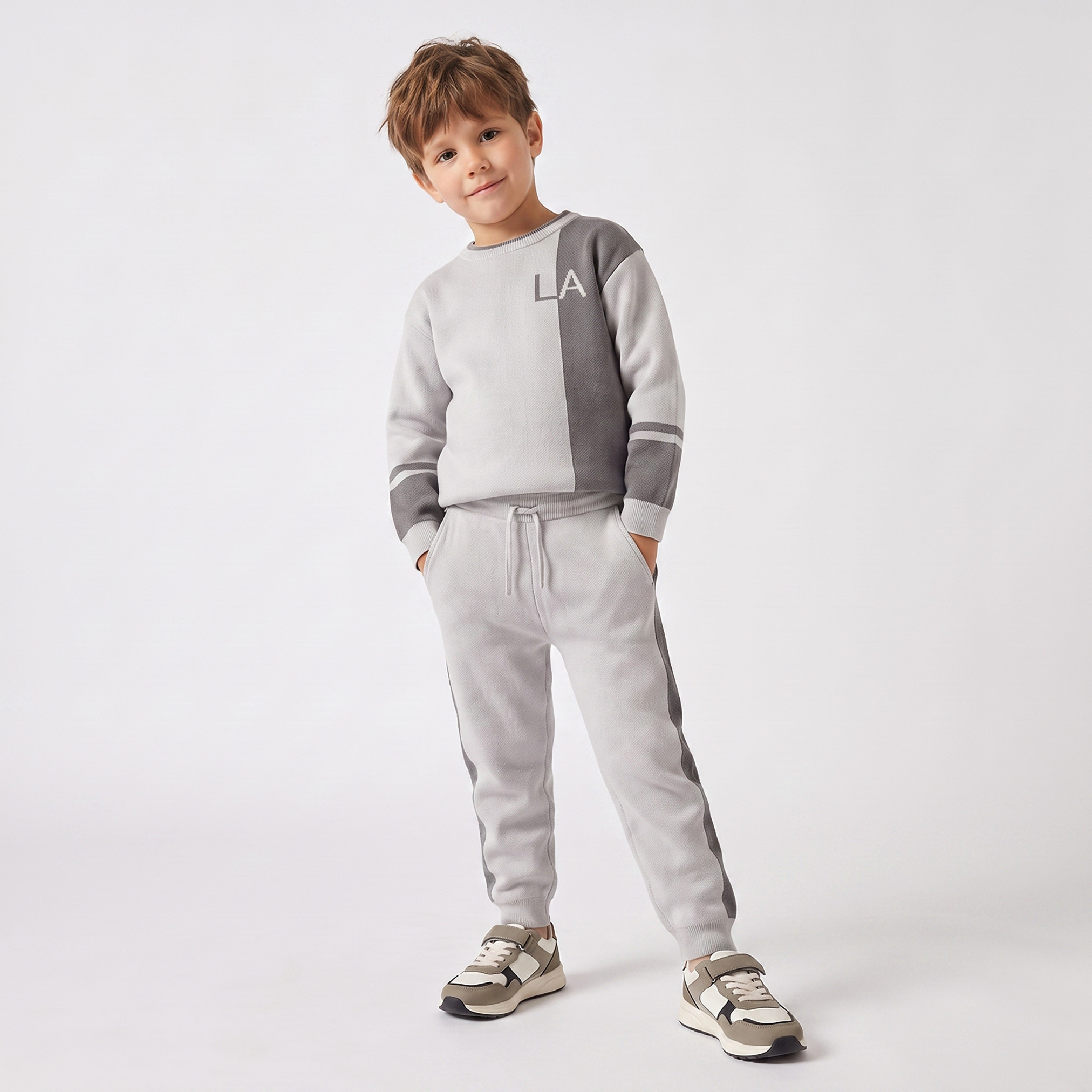 Juniors Crew Neck Long Sleeves Sweatshirt and Joggers Set with Panelled Design-baby-boys-clothing-setsandcoords-image-5