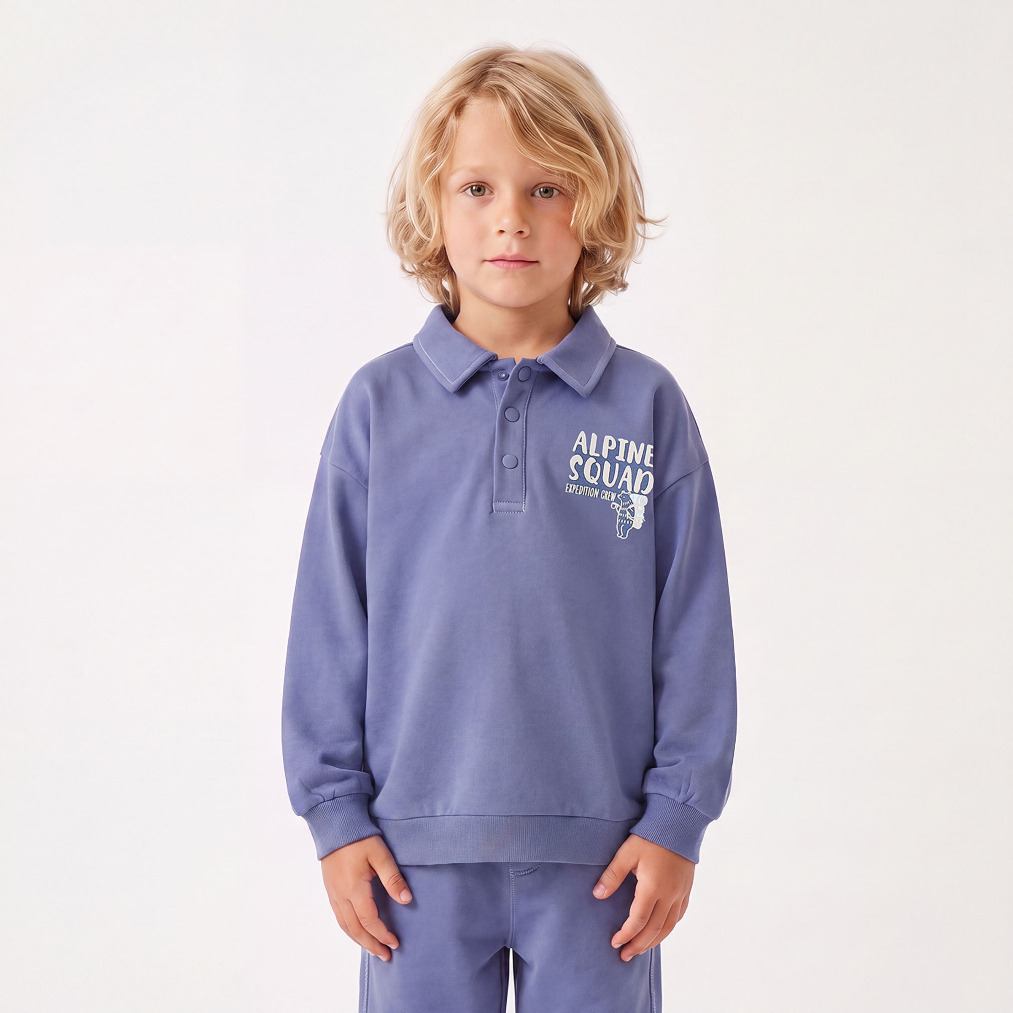 طقم سويت شيرت بياقة وأكمام طويلة وبنطلون بطبعة ألباين سكواد من جونيورز-boys-clothing-setsandcoords-image-2