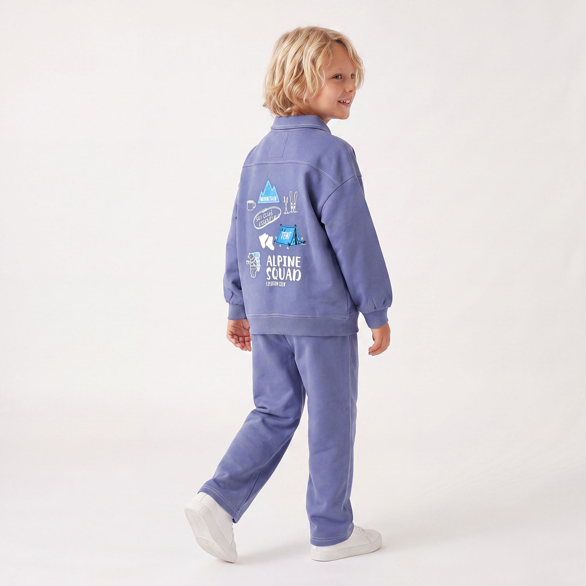 طقم سويت شيرت بياقة وأكمام طويلة وبنطلون بطبعة ألباين سكواد من جونيورز-boys-clothing-setsandcoords-image-4