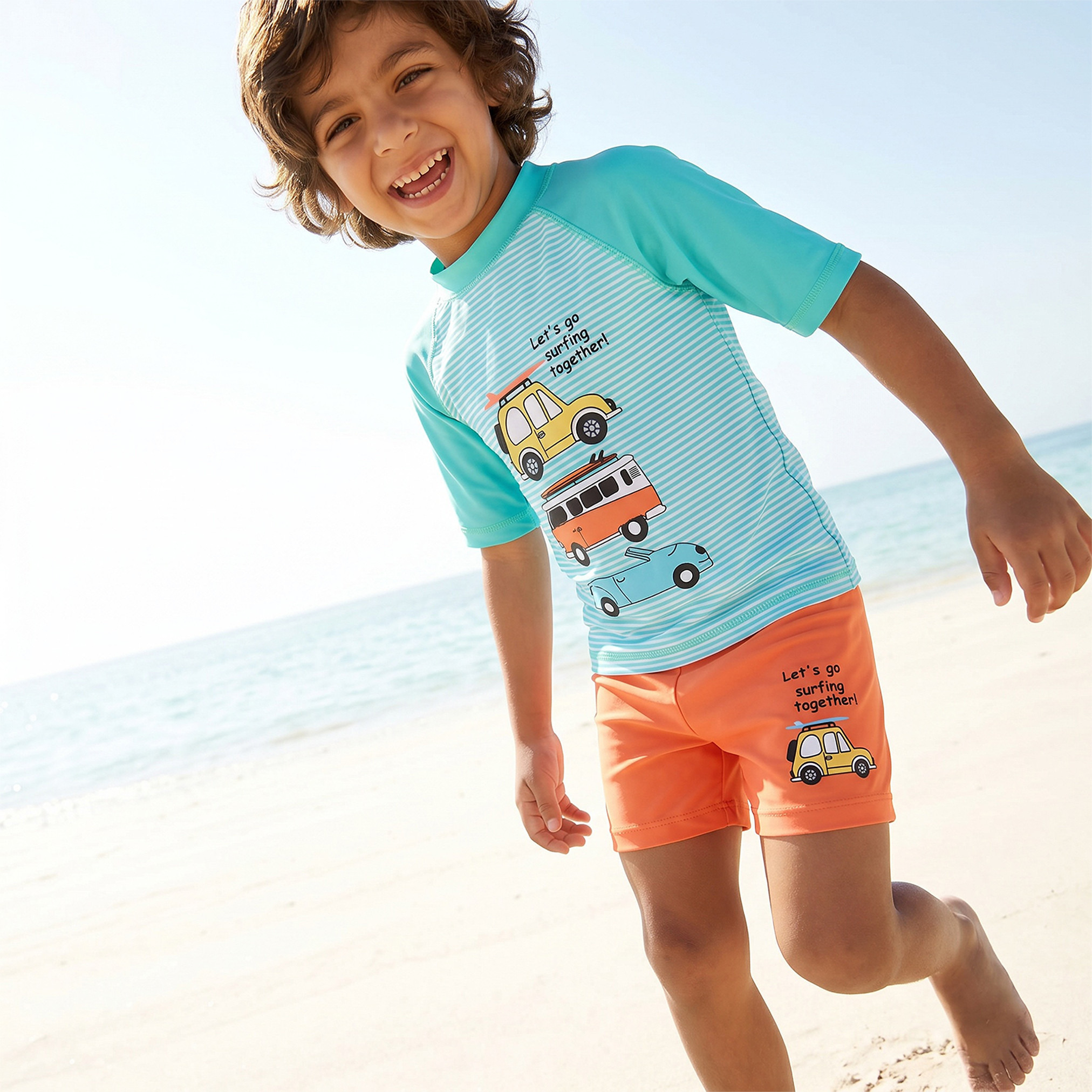 طقم ملابس سباحة بأكمام قصيرة وياقة مستديرة وطبعات من جونيورز-baby-boys-clothing-swimwear-image-7
