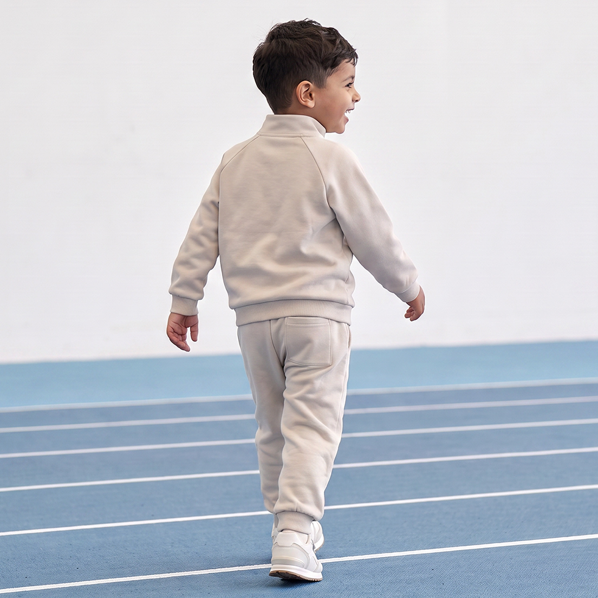 XYZ High Neck Long Sleeves Sweatshirt and Joggers Set with Zip Closure-boys-clothing-setsandcoords-image-4