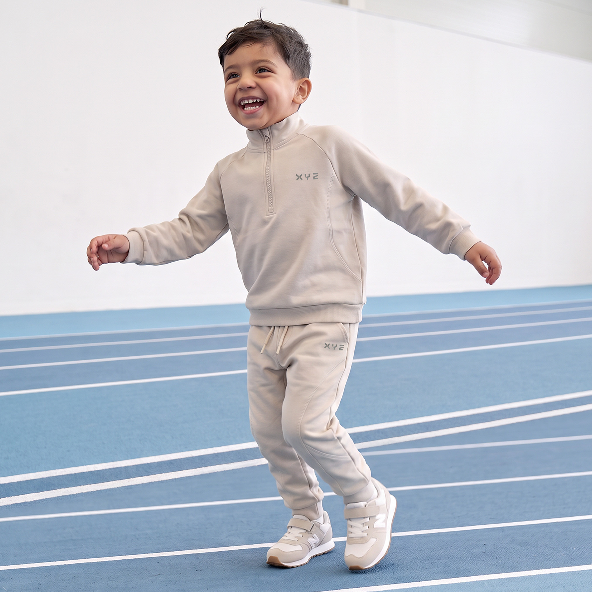 XYZ High Neck Long Sleeves Sweatshirt and Joggers Set with Zip Closure-boys-clothing-setsandcoords-image-7