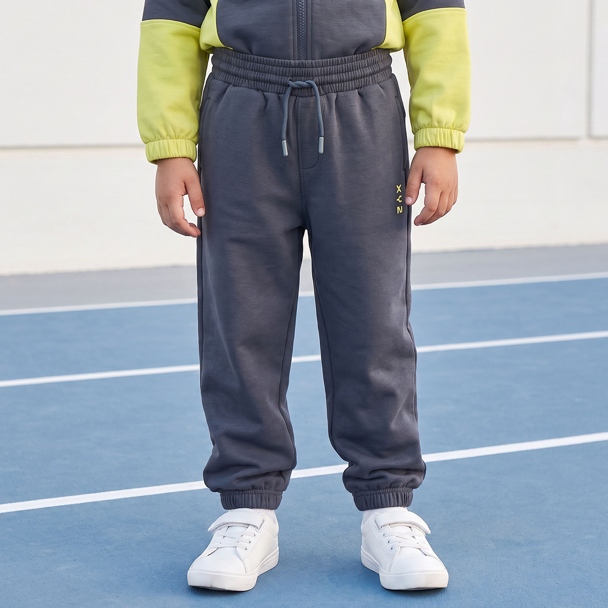 XYZ Hooded Long Sleeves Sweatshirt and Joggers Set with Panelled Detail-boys-clothing-setsandcoords-image-4